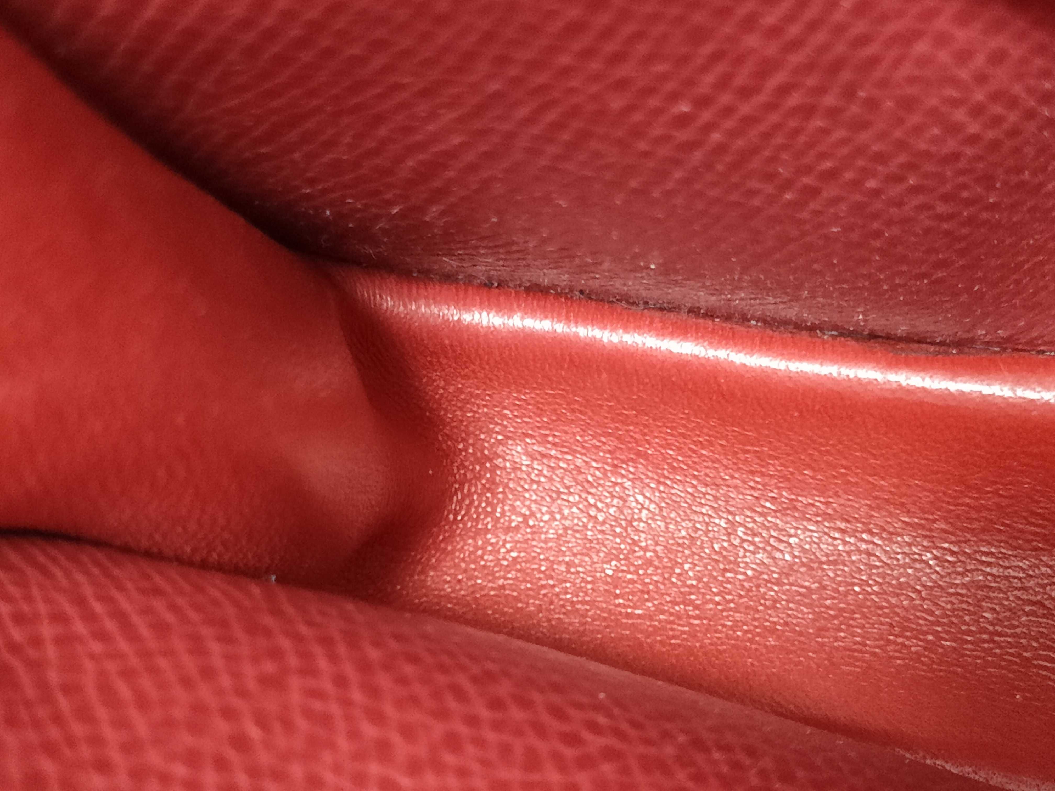 Pochette Green Courchevel Leather Red Gold Hardware T: 1990 Waist Bag — view 14