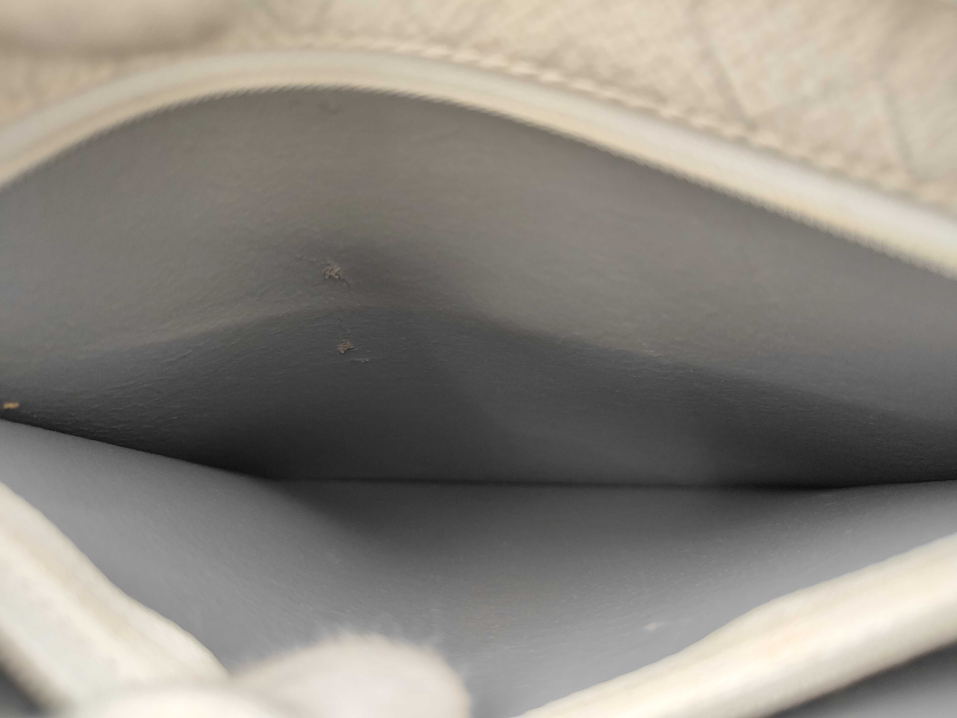 Honeycomb Shoulder Bag — view 11