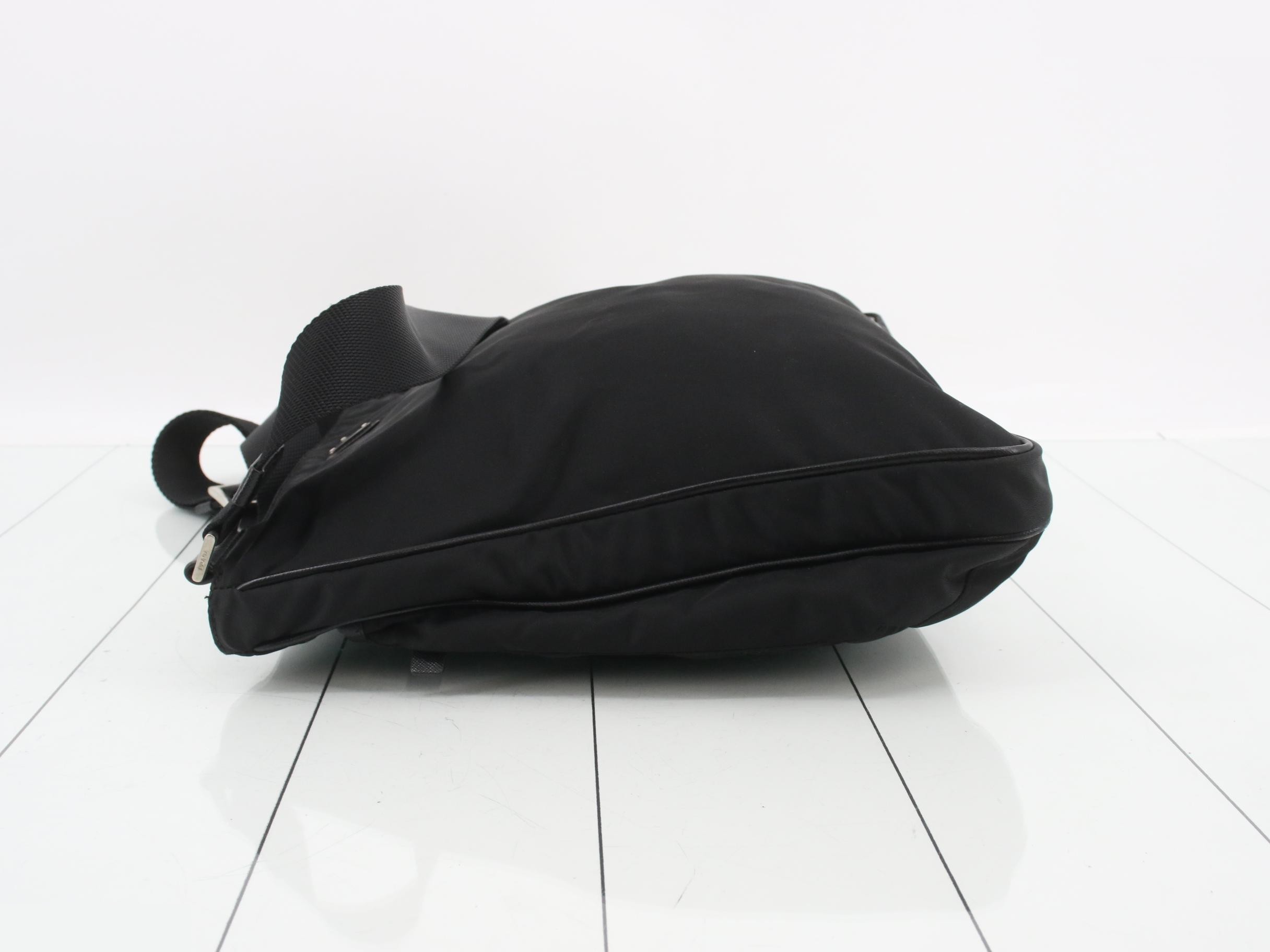 Shoulder bag — view 4