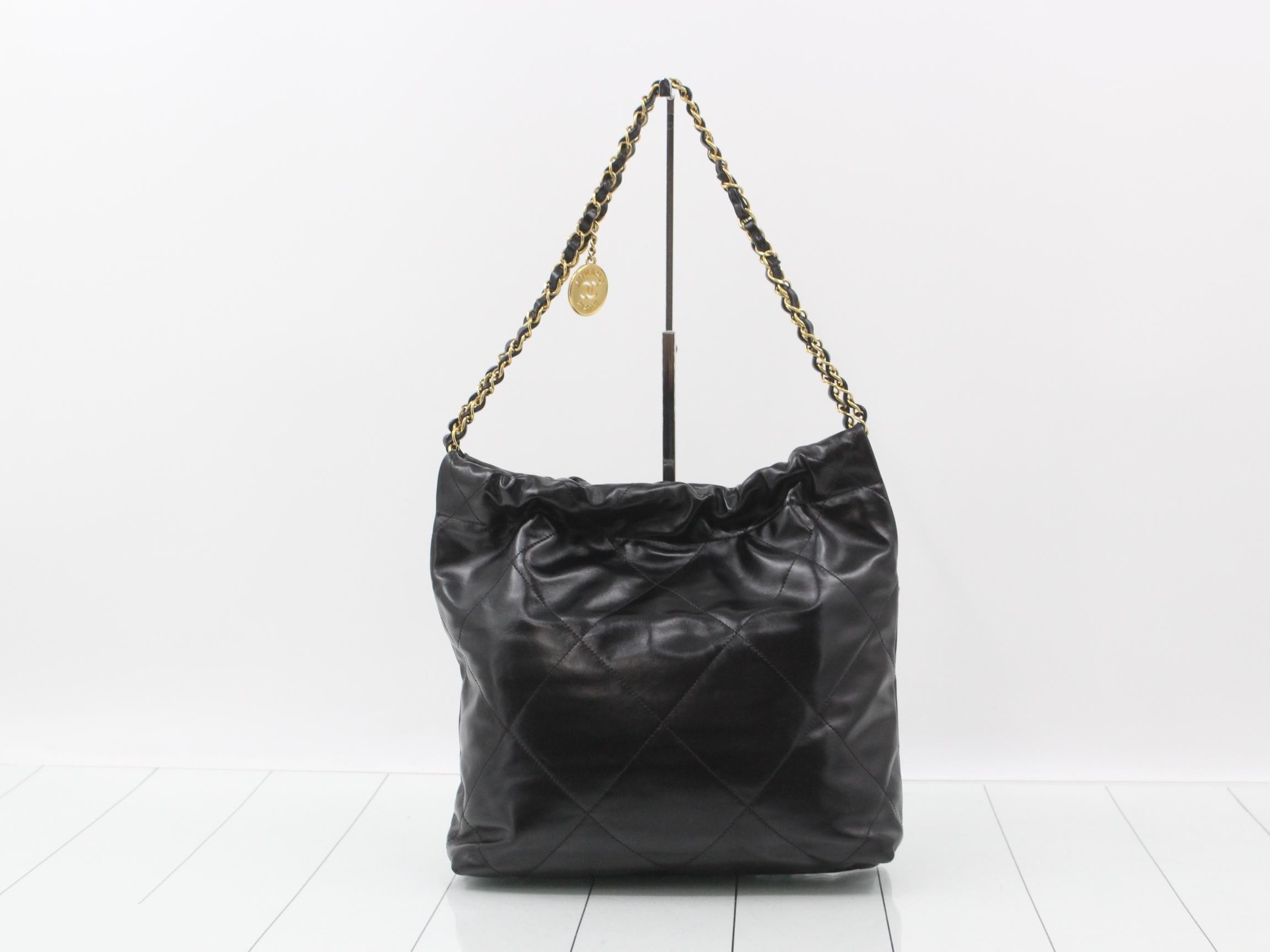 AS3260 Chanel 22 Shiny Calfskin Black Unused — view 2