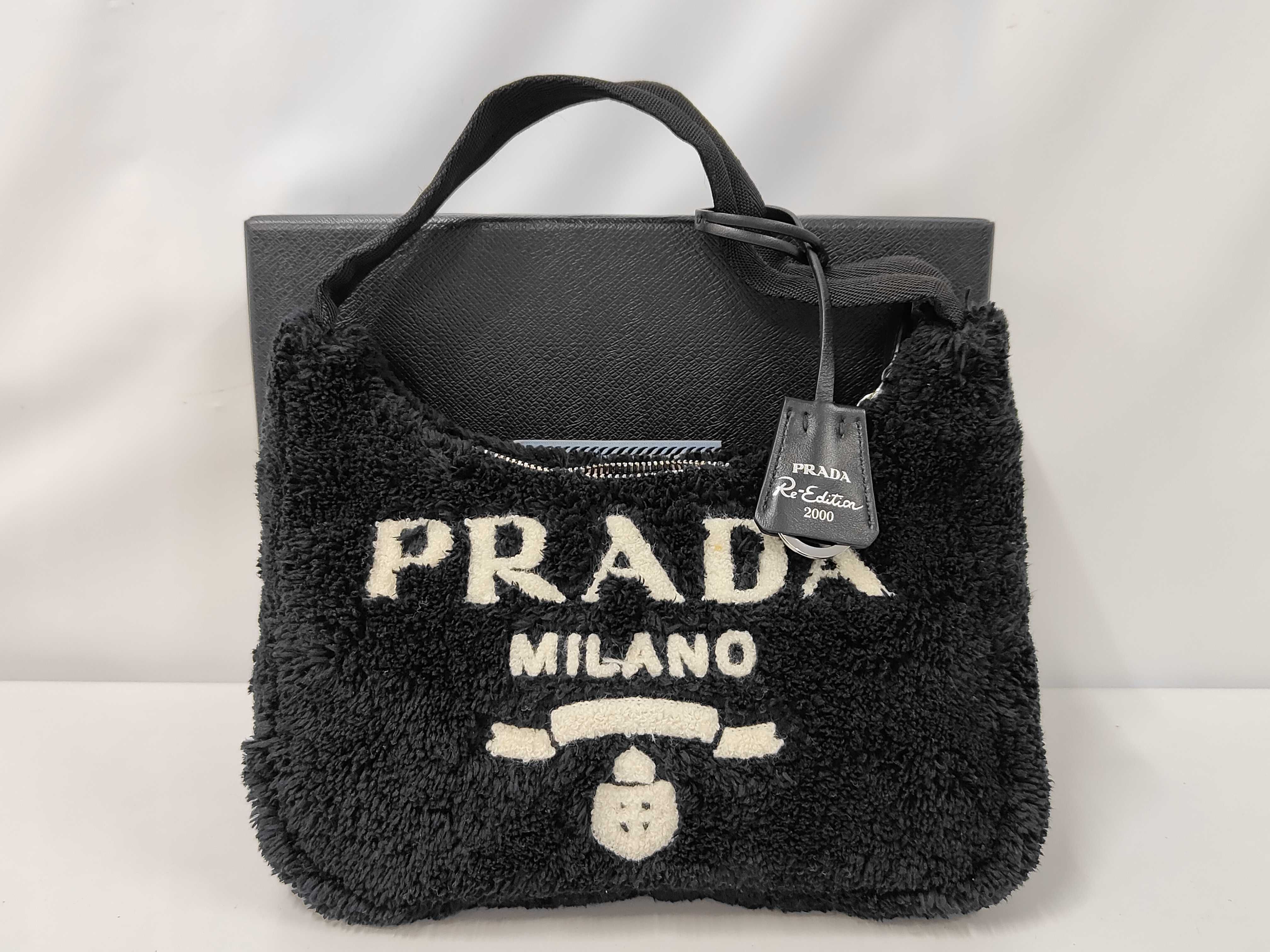 Re-Edition 2000 Boa Terry Bag Black Handbag