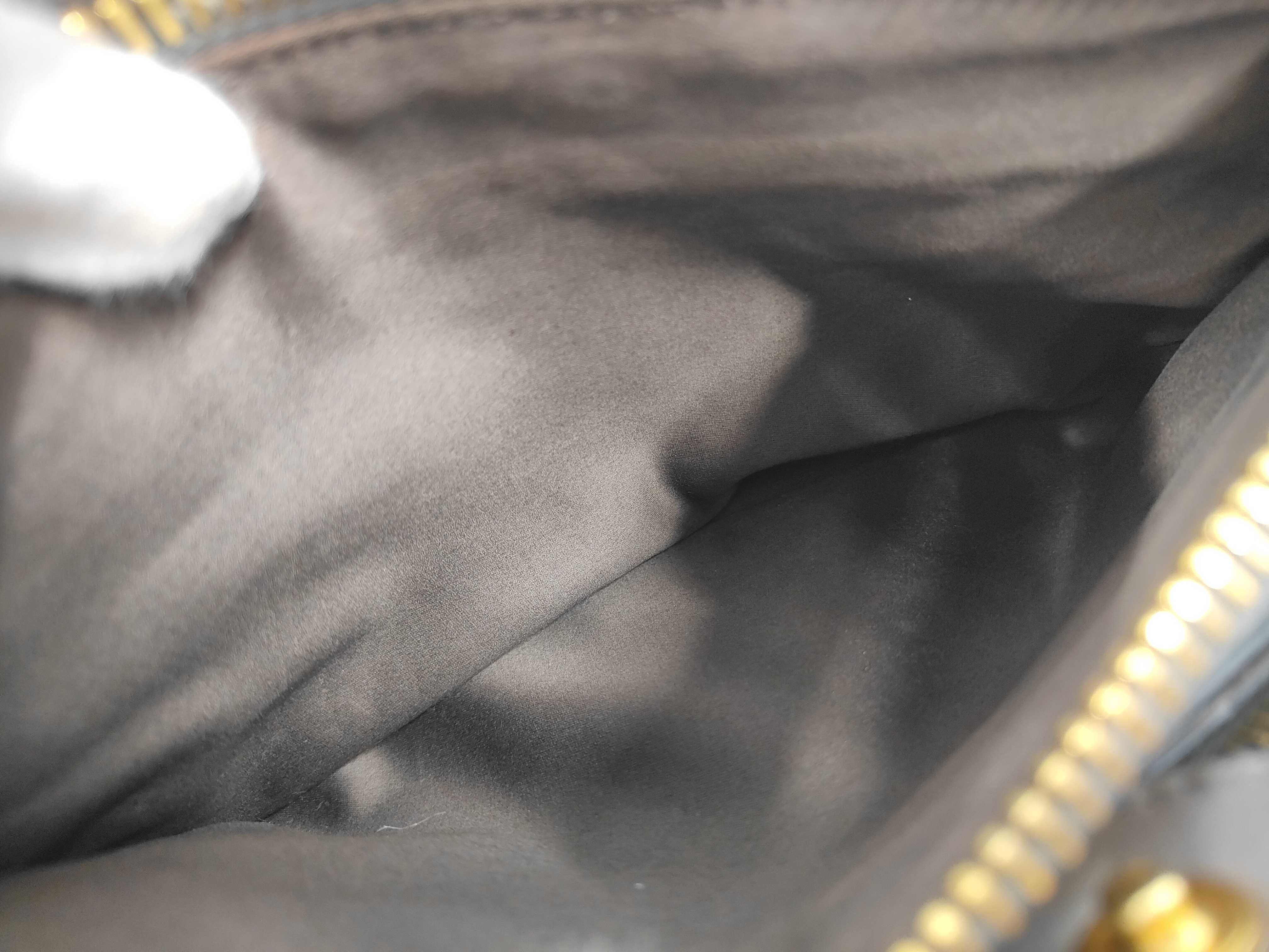 Vitello Shine Handbag — view 9
