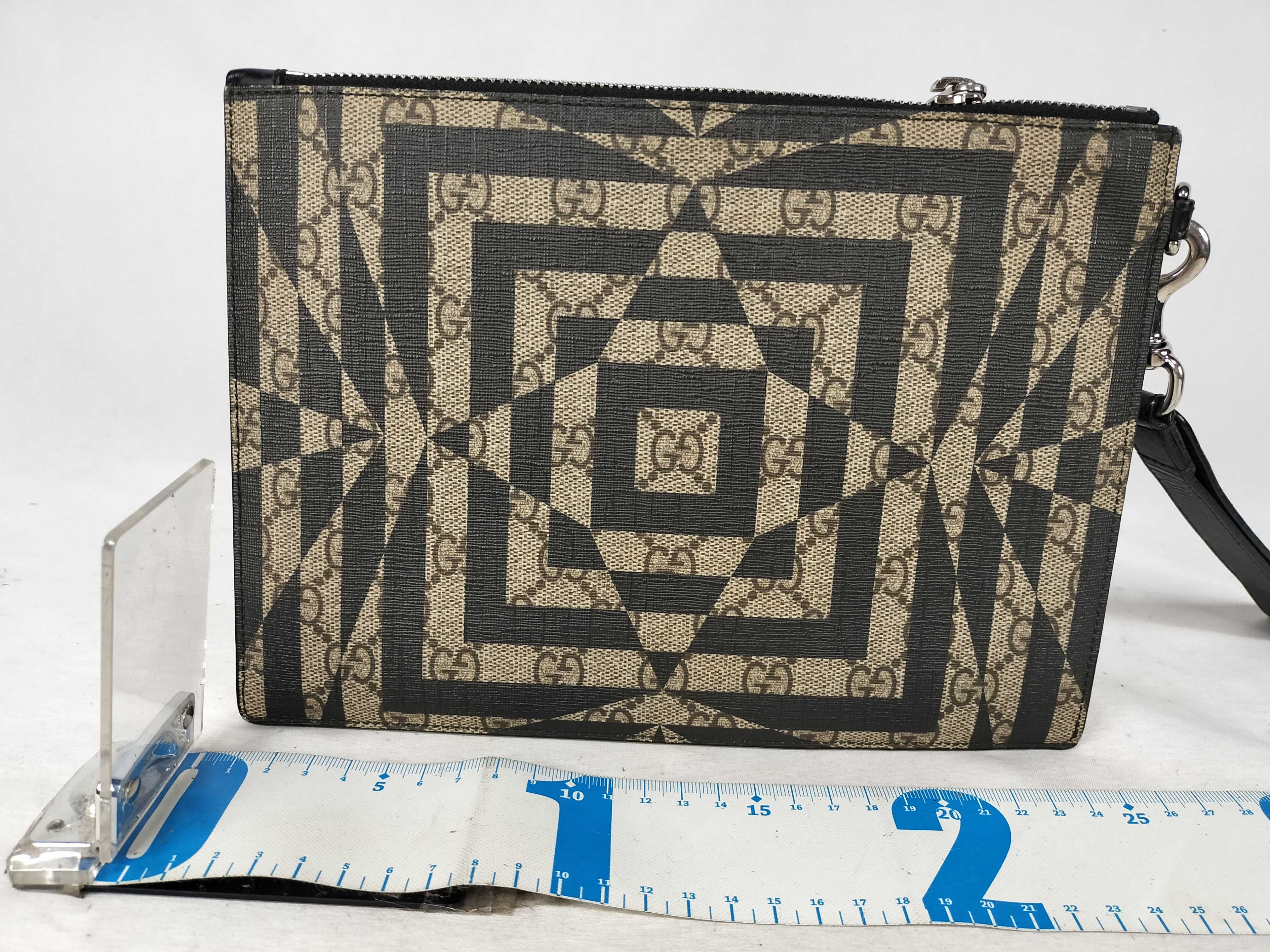 GG Supreme Fendi Second Bag Clutch Bag Second Bag — view 2