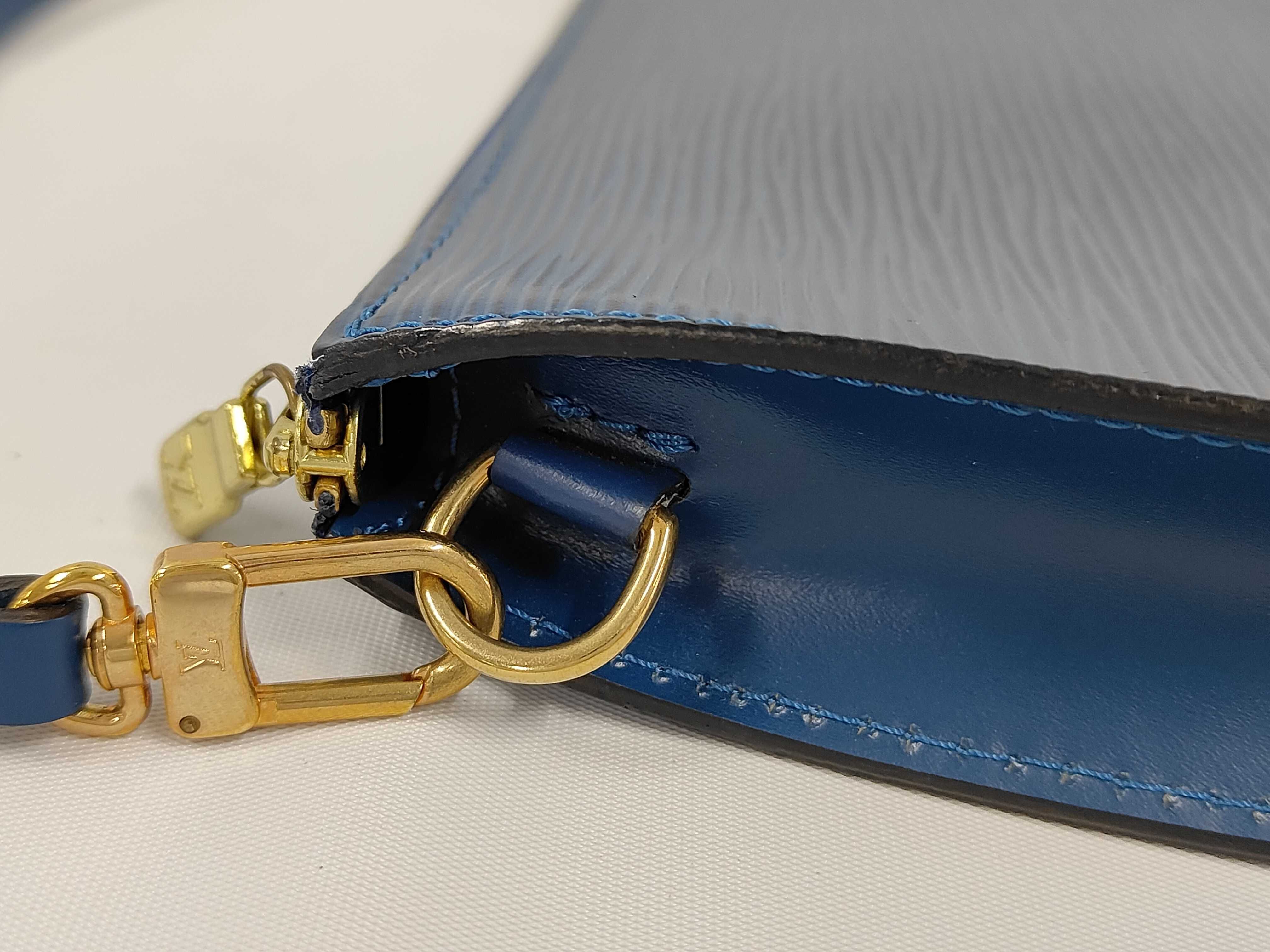 M52945 Epi Pochette Accessoires Blue Pouch M52945 AR1919 Handbag — view 6