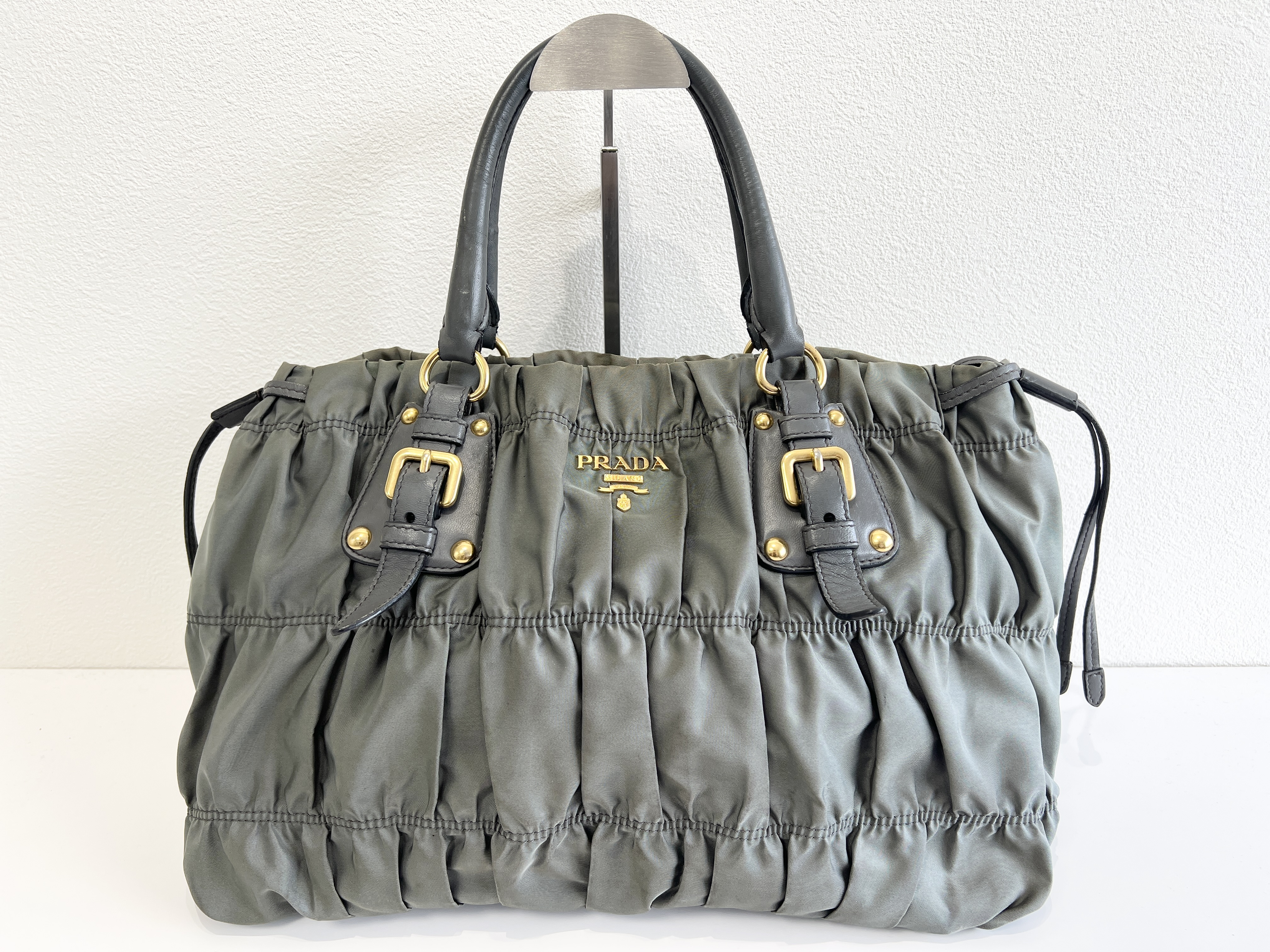 Nylon Gathered Gaufre Handbag Tote Bag