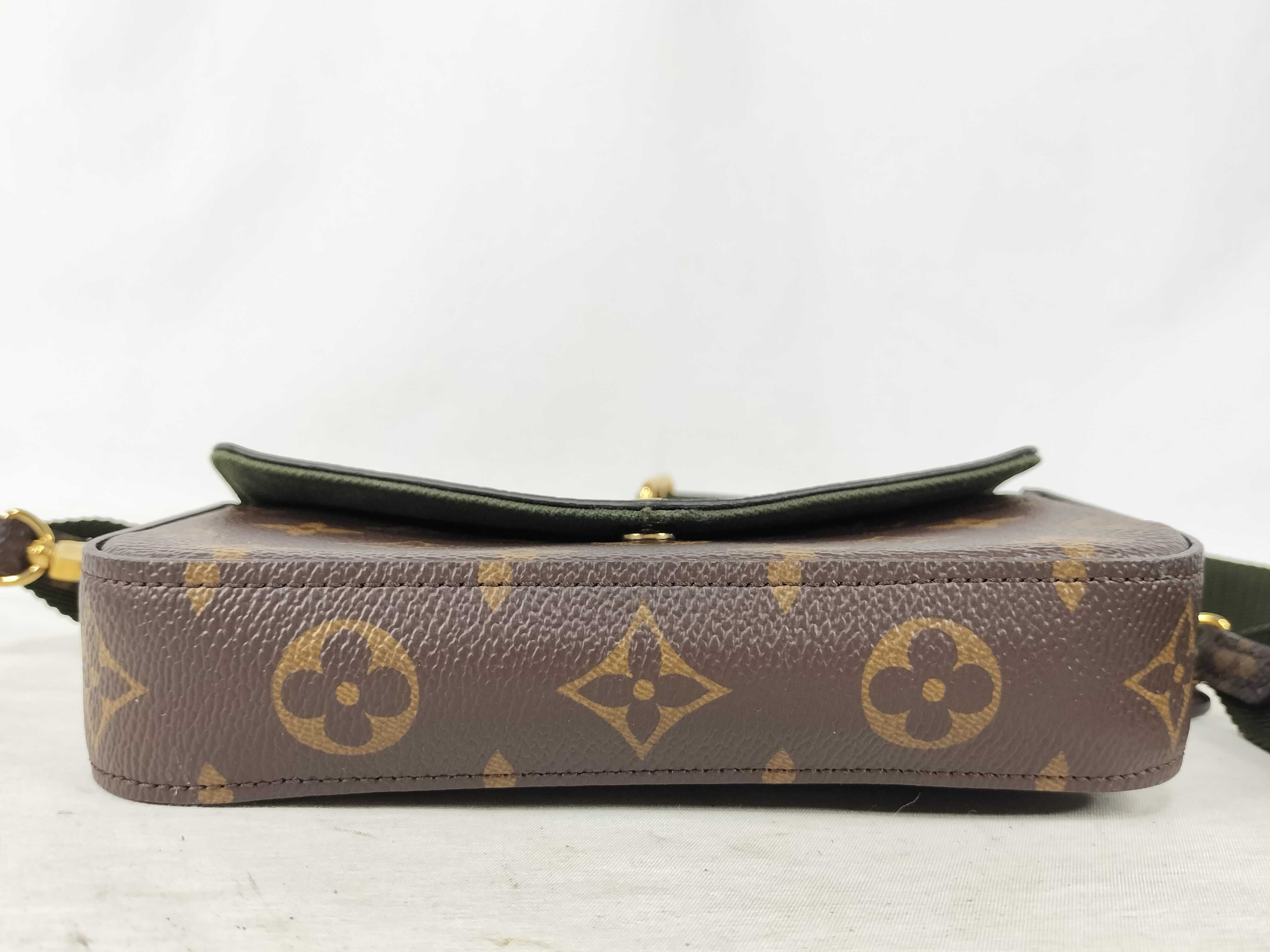 Monogram 0917JA073 Shoulder Bag — view 7