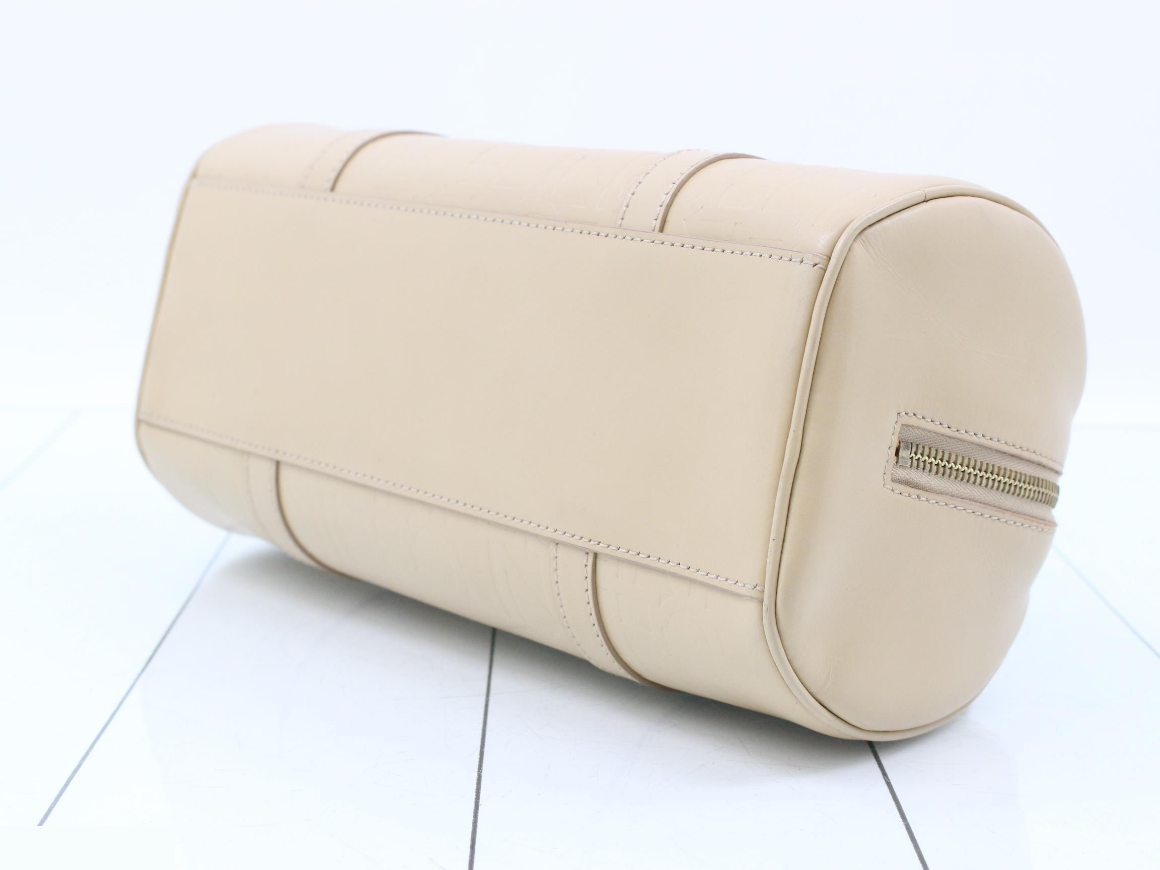 Embossed logo leather — view 6