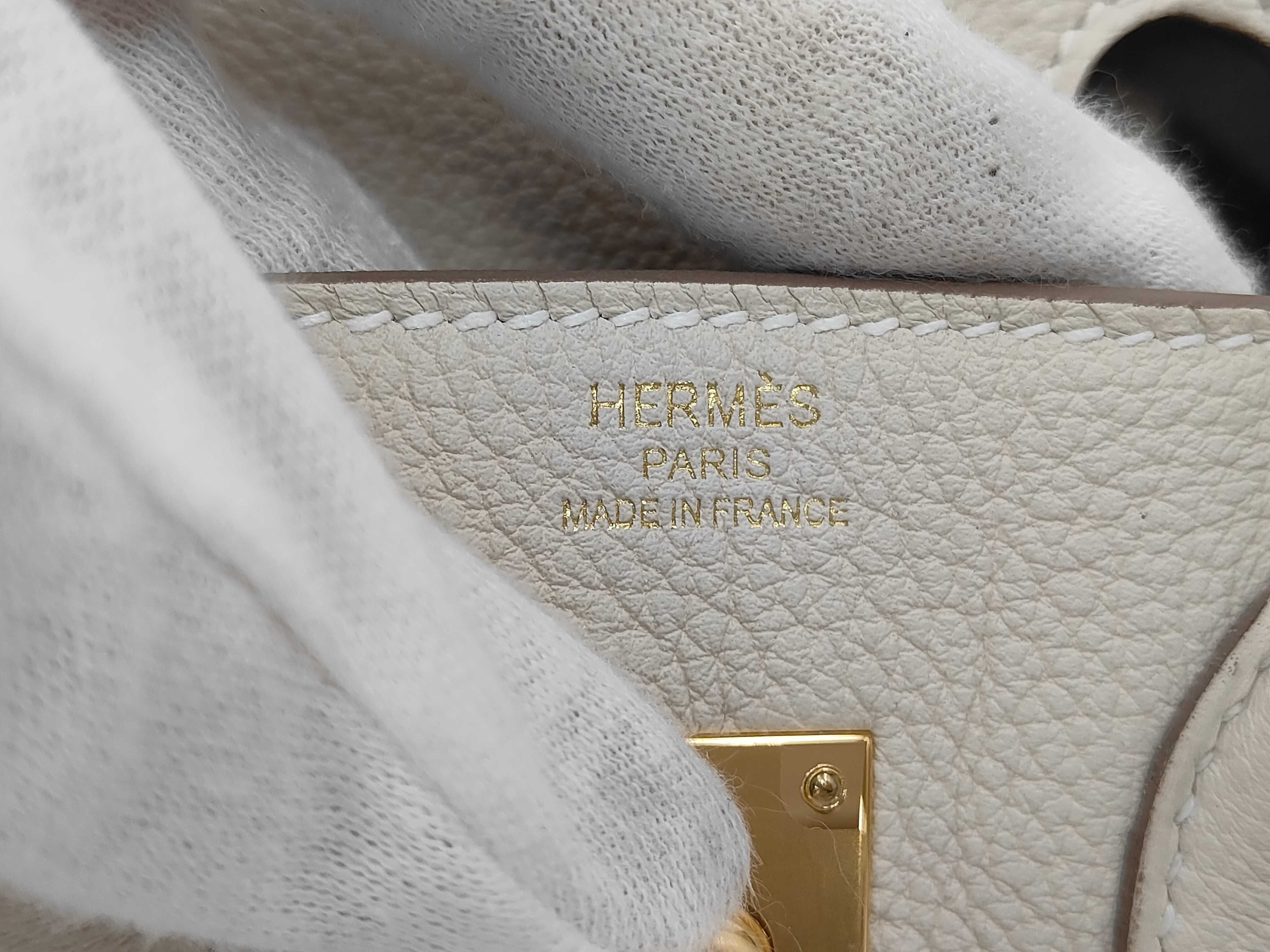 Birkin 25 Togo Leather, Craie, Gold Hardware, K Stamp Handbag — view 12