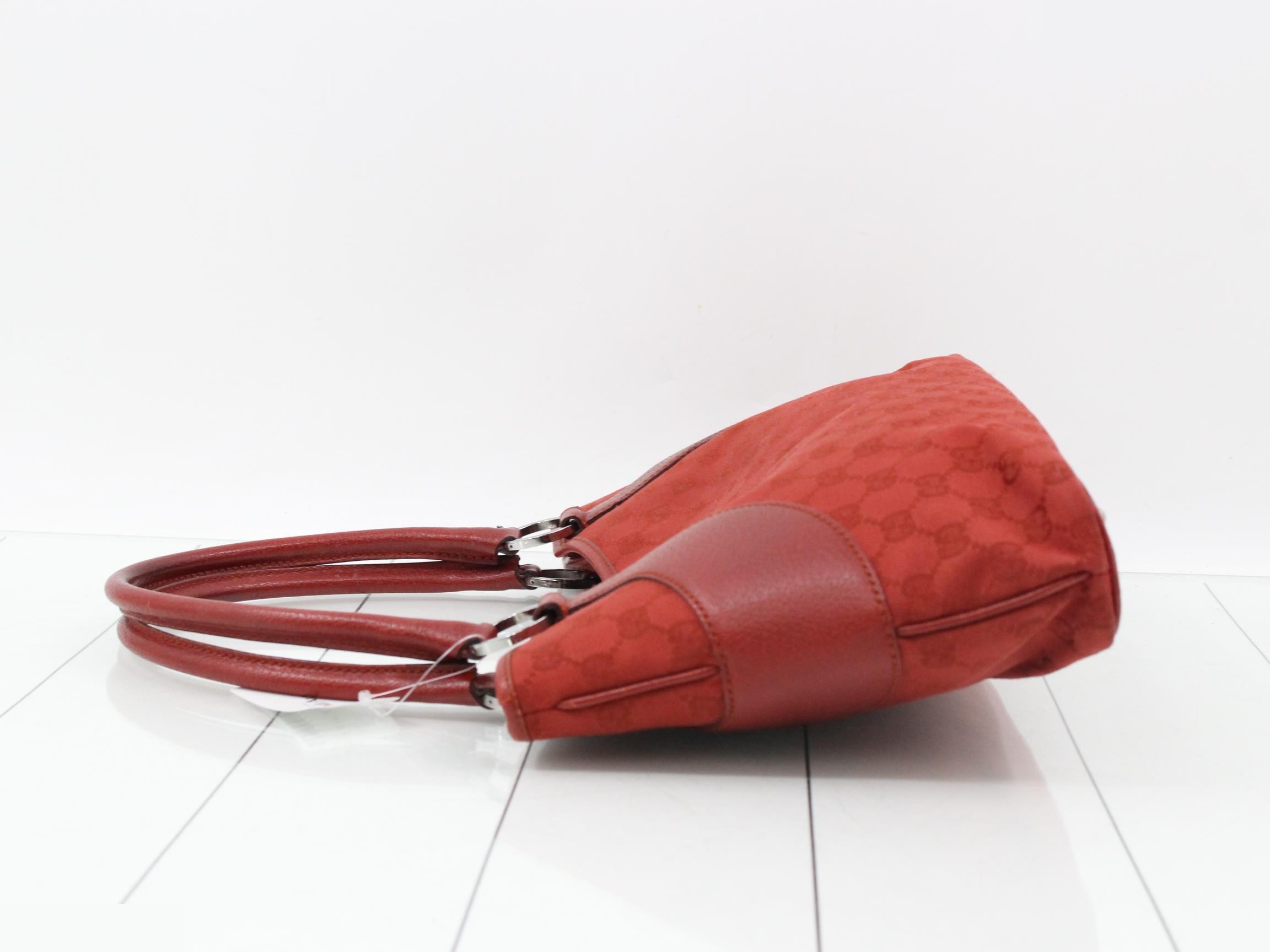 GG Canvas (Bag) - Shoulder Bag — view 4