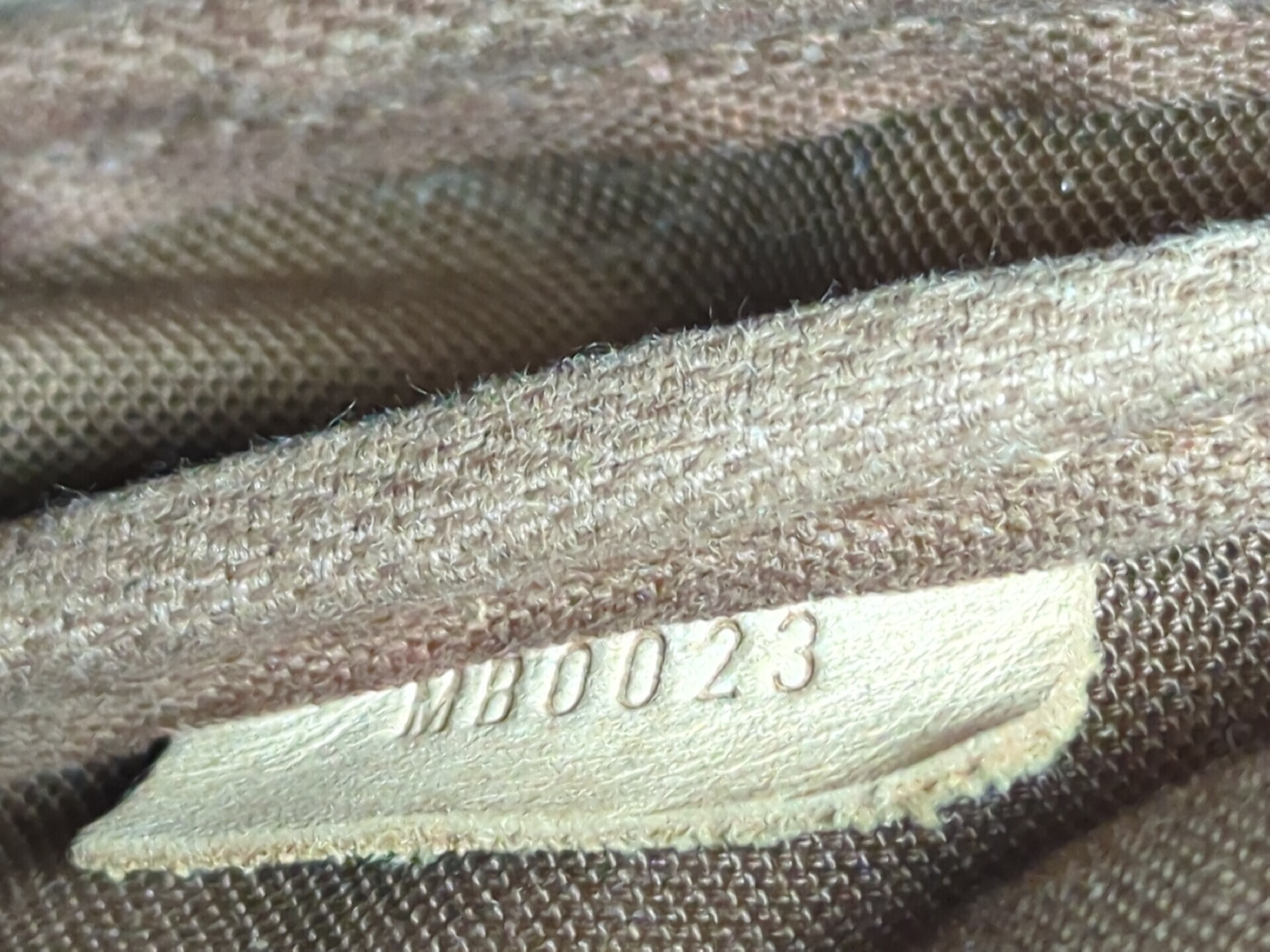 M42256 Monogram Saumur 30 Shoulder Bag — view 14