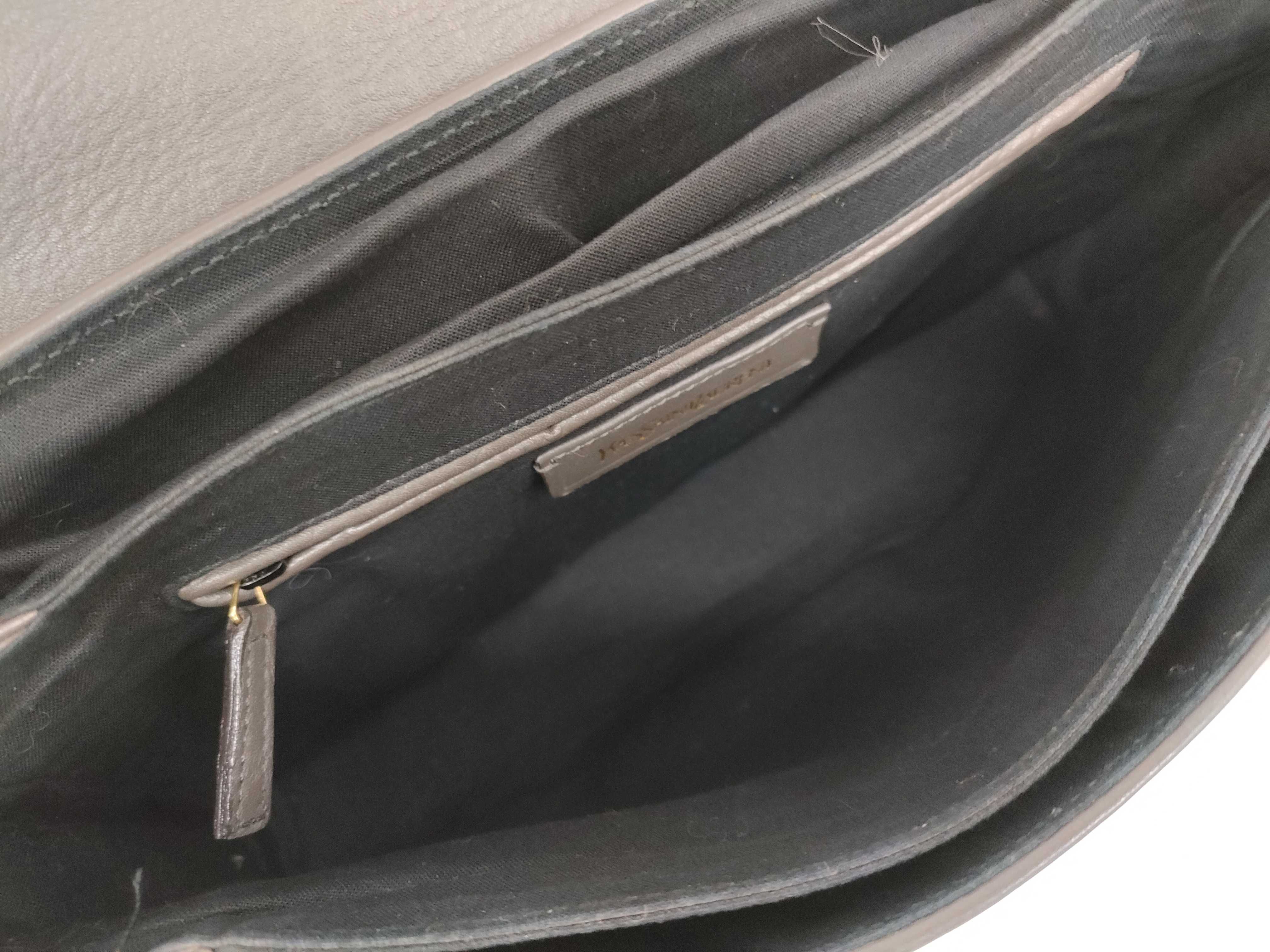 Leather Flap Chain Shoulder Bag Gray Shoulder Bag — view 9