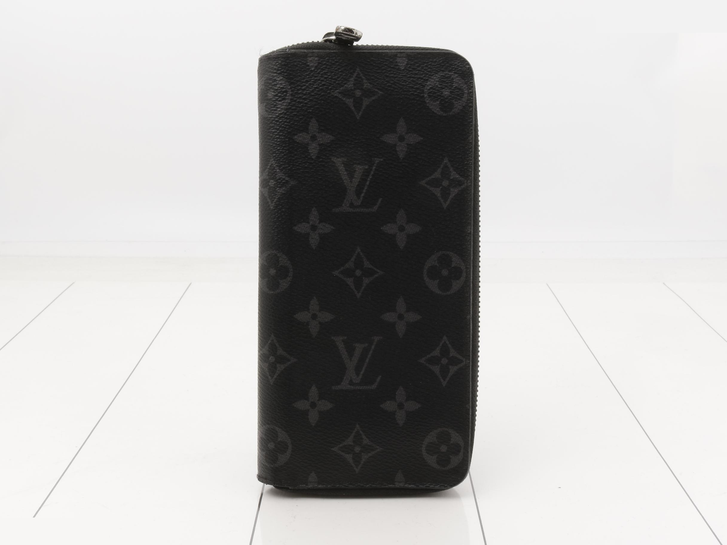 Zippy Wallet Vertical