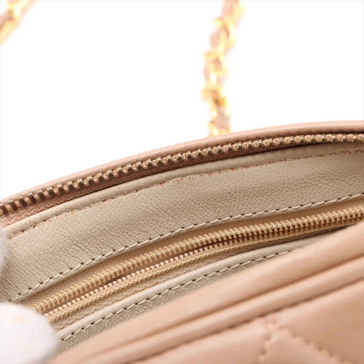 Matelasse Lambskin Chain Shoulder Bag Fringe Beige Gold Hardware 0659858 Series 0 — view 10