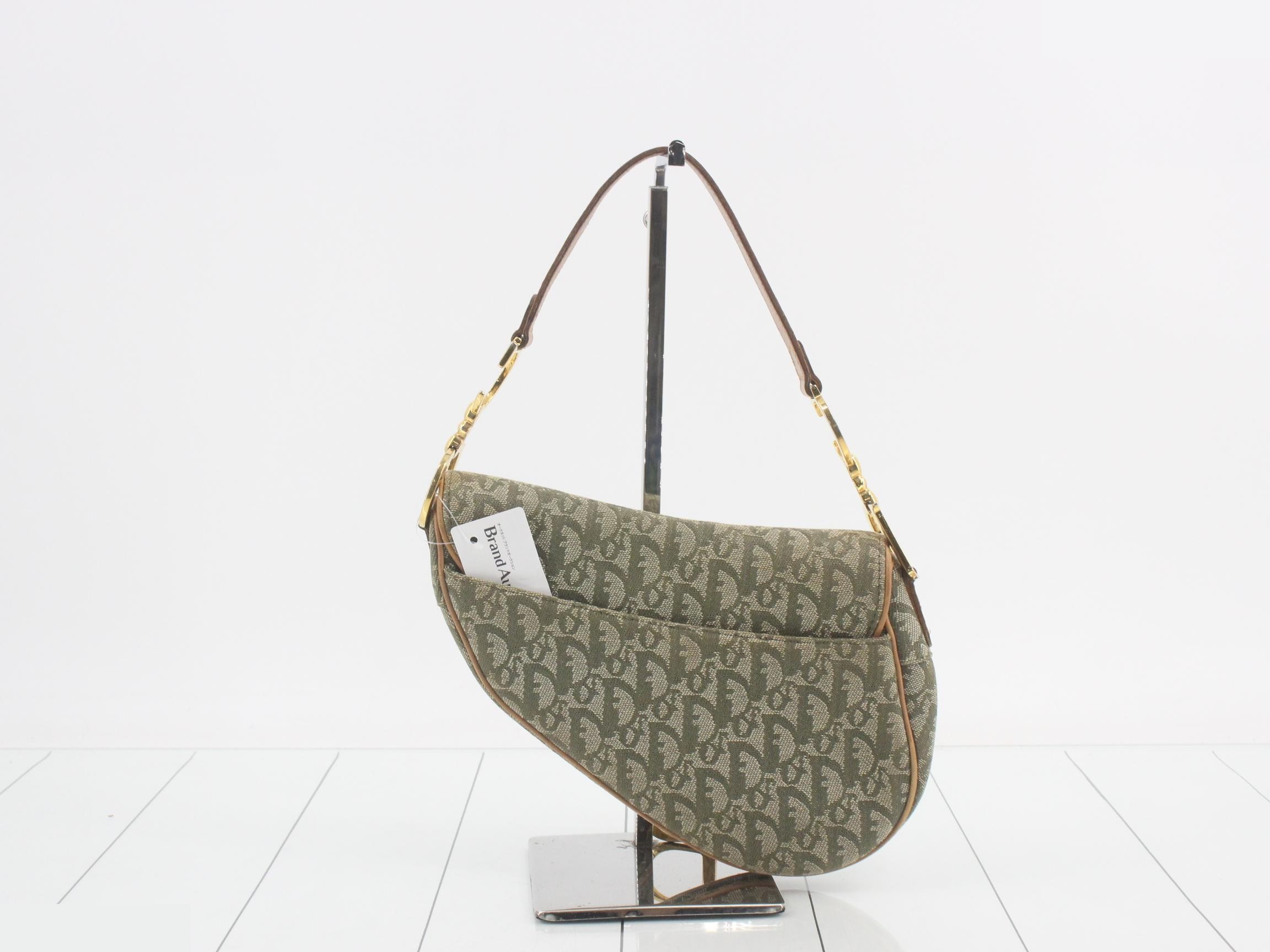 Saddlebag Trotter/Oblique Canvas One-Shoulder Bag — view 2