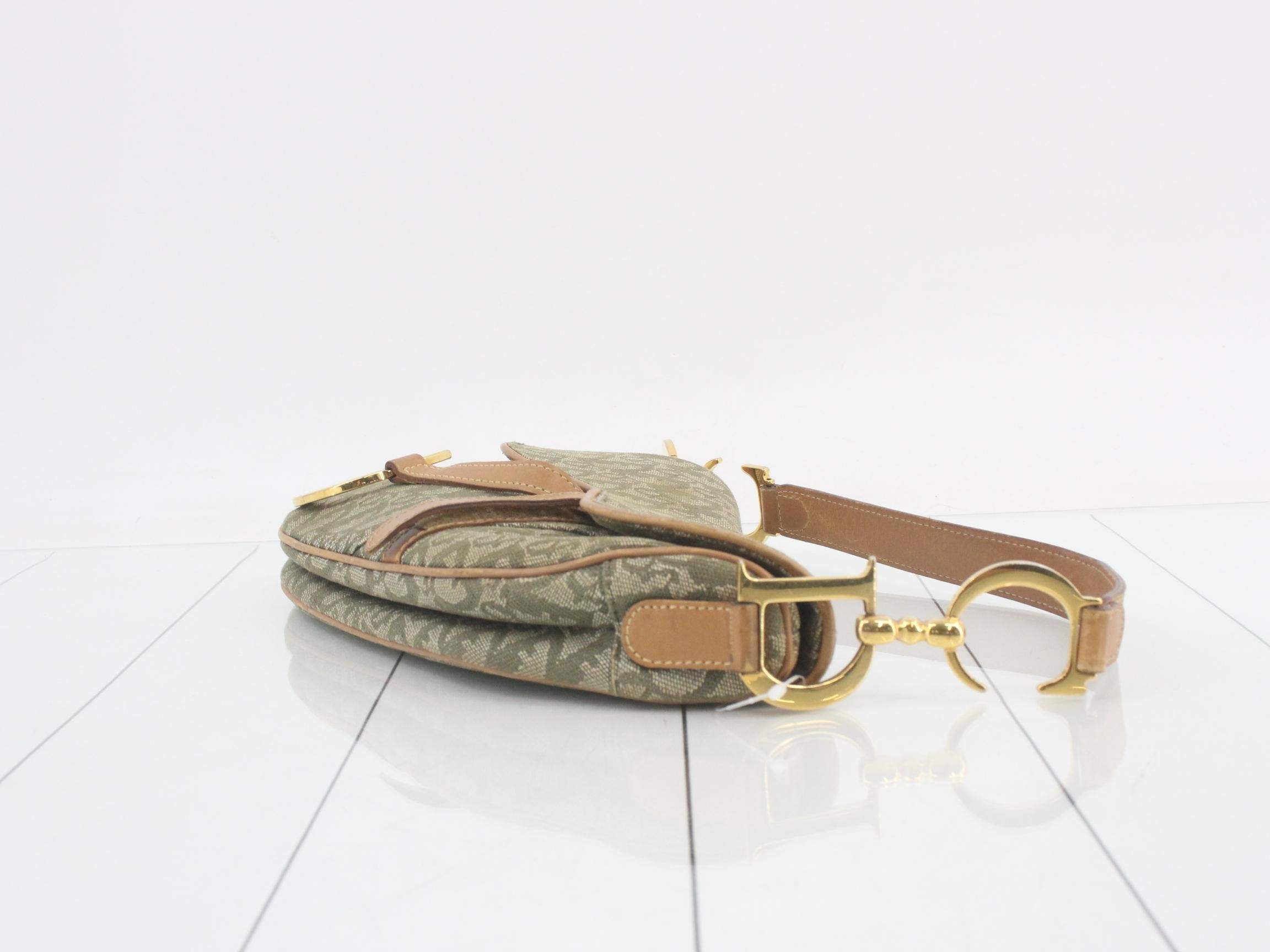 Saddlebag Trotter/Oblique Canvas One-Shoulder Bag — view 3