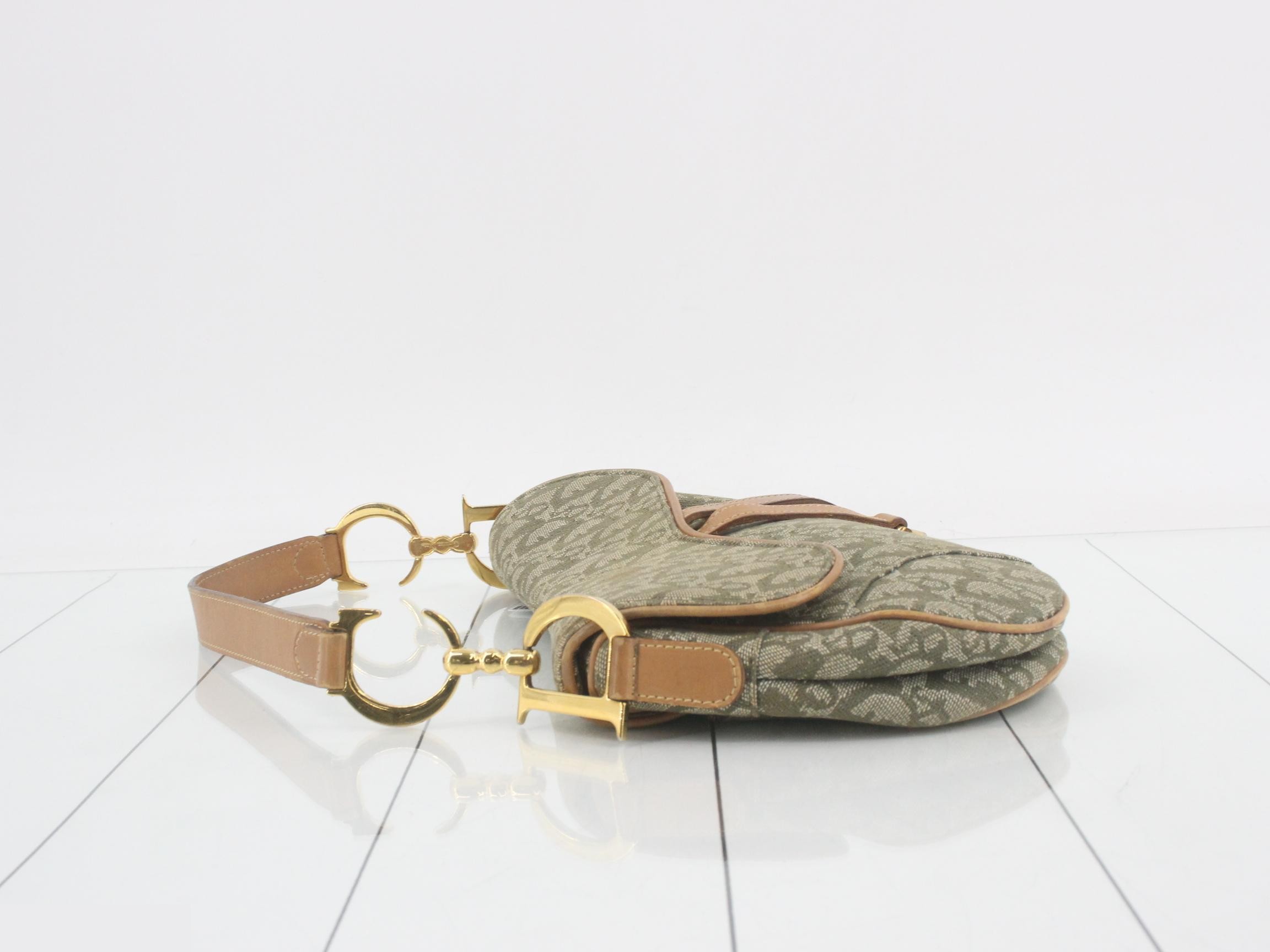 Saddlebag Trotter/Oblique Canvas One-Shoulder Bag — view 4