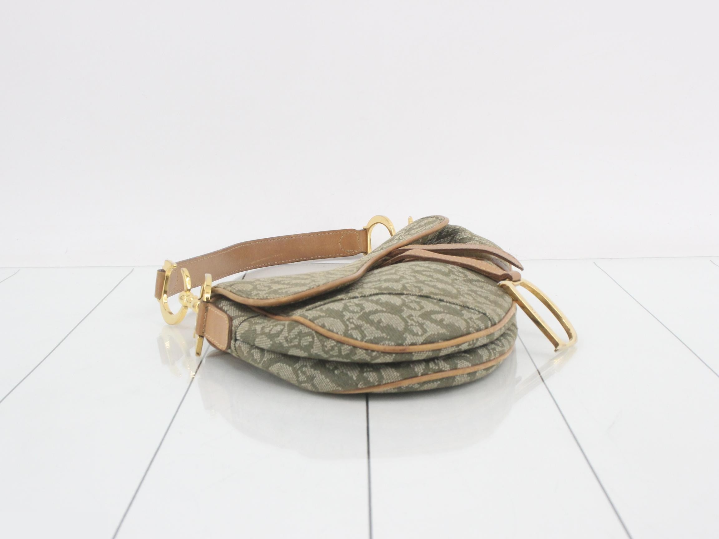Saddlebag Trotter/Oblique Canvas One-Shoulder Bag — view 5