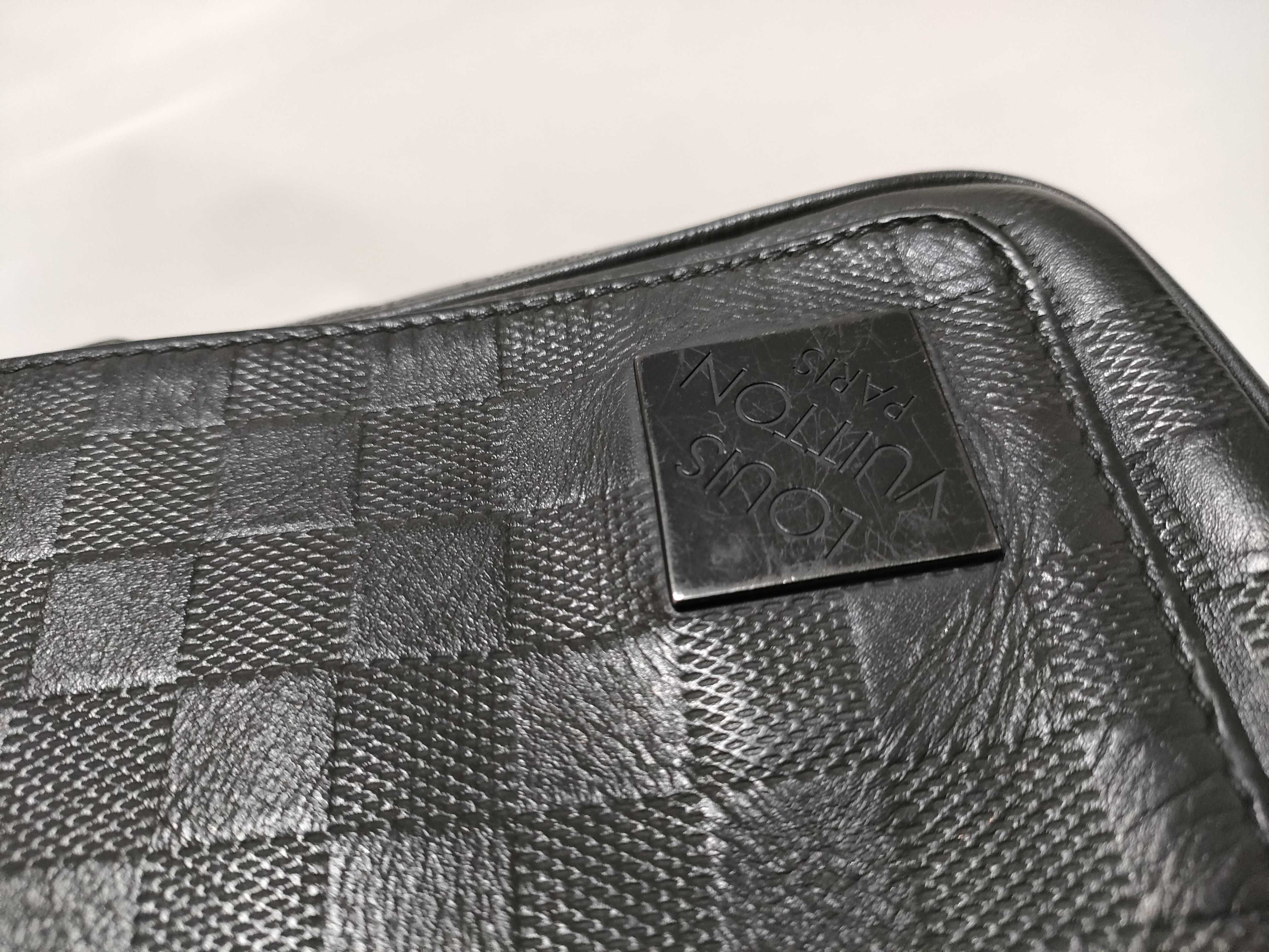 Damier Infini ID - Cowhide Damier Infini District PM NV3 N42711 Shoulder Bag — view 15