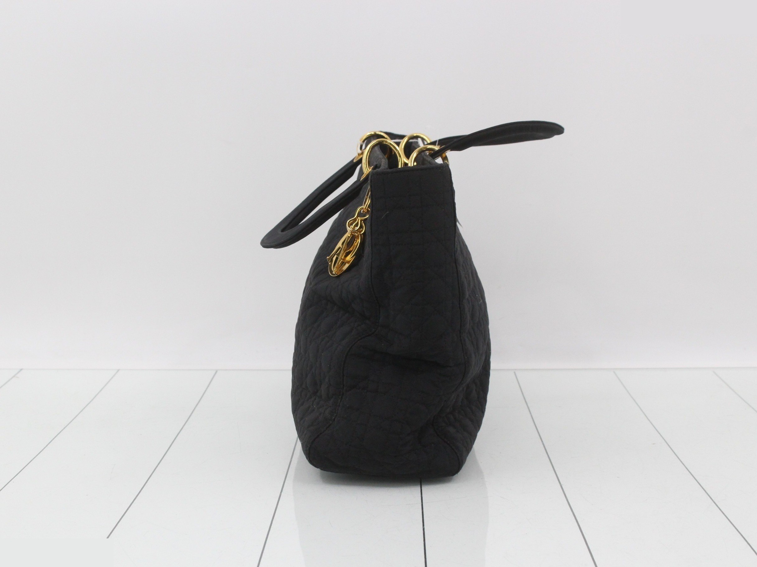 handbag — view 3