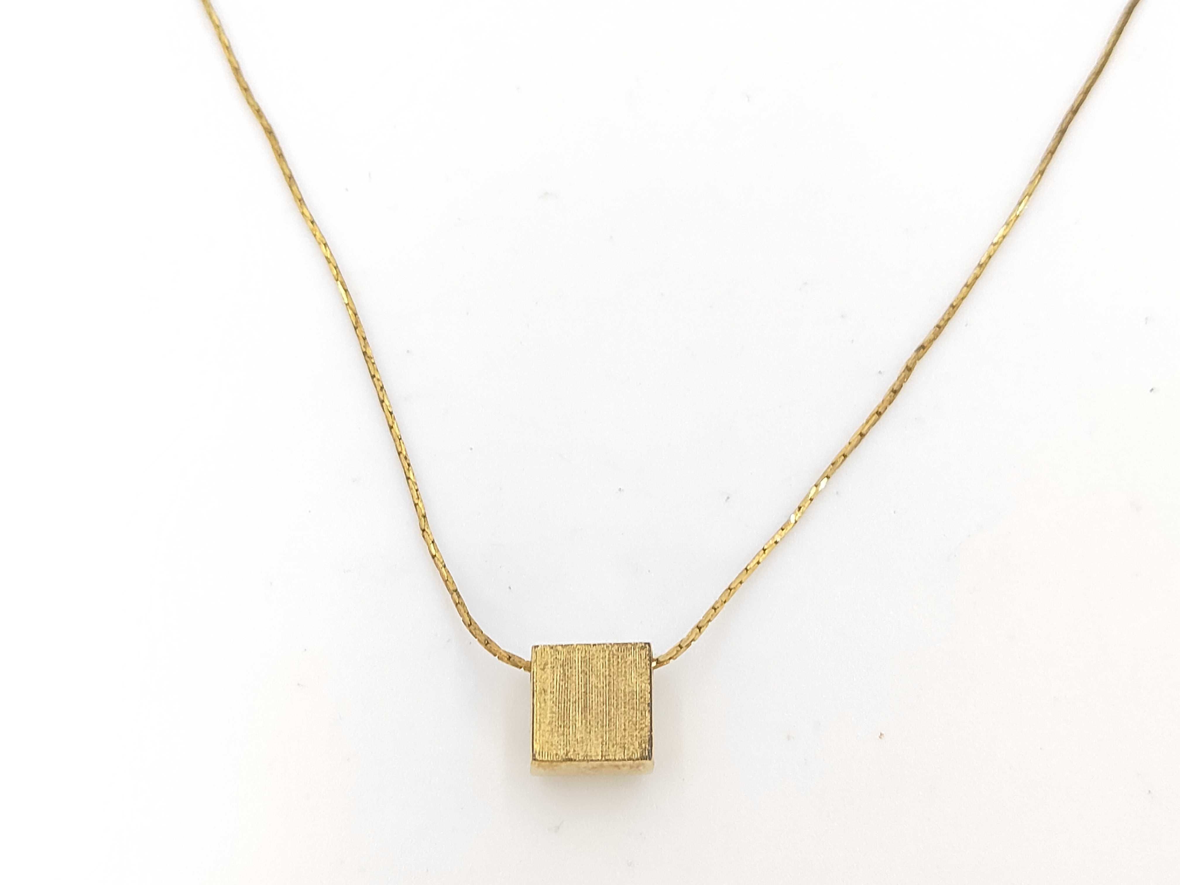 Necklace — view 2