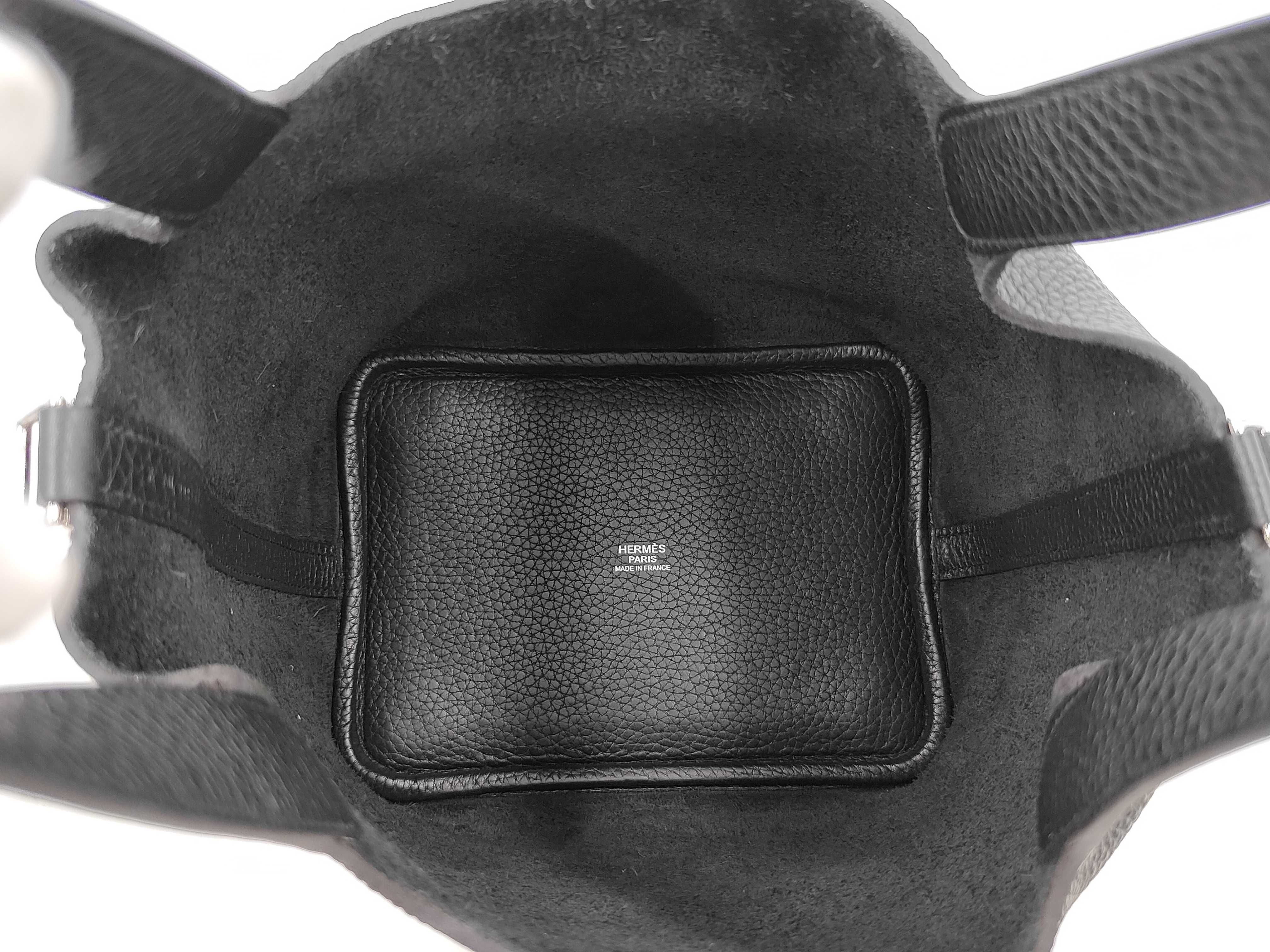Picotin Y-stamp Black Handbag — view 9