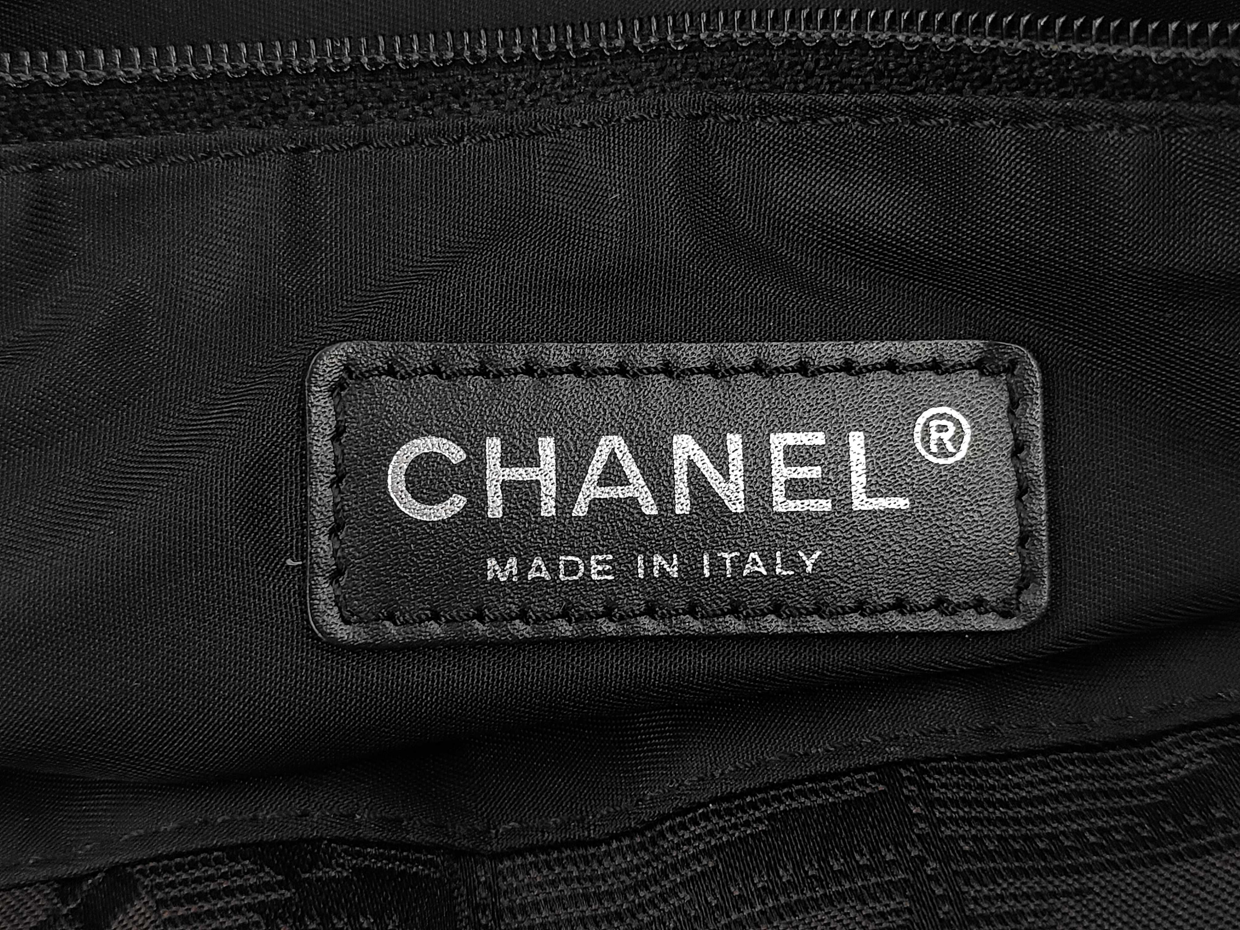 New Travel Line Tote Bag — view 9