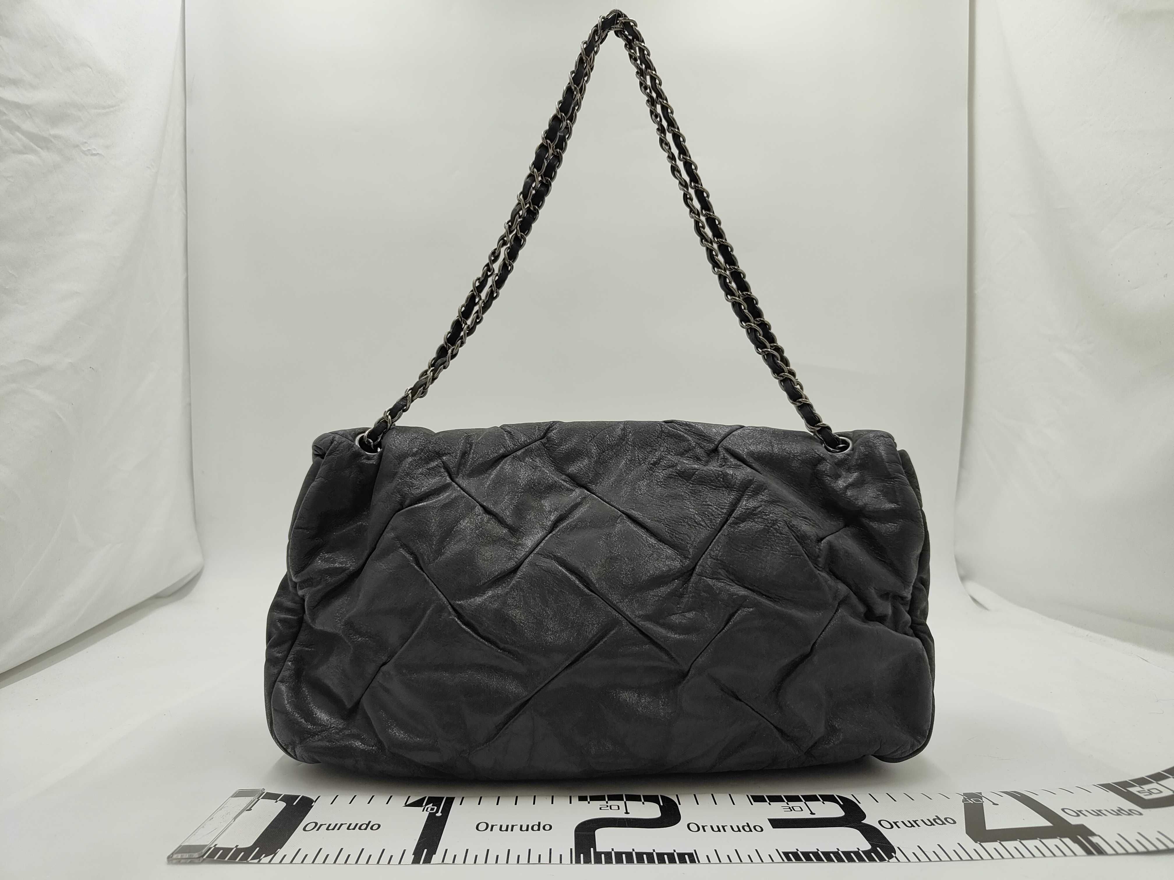 Grey Coated Leather Ruthenium Coated Metal Chain Shoulder Bag (Serial Number 14) — view 2
