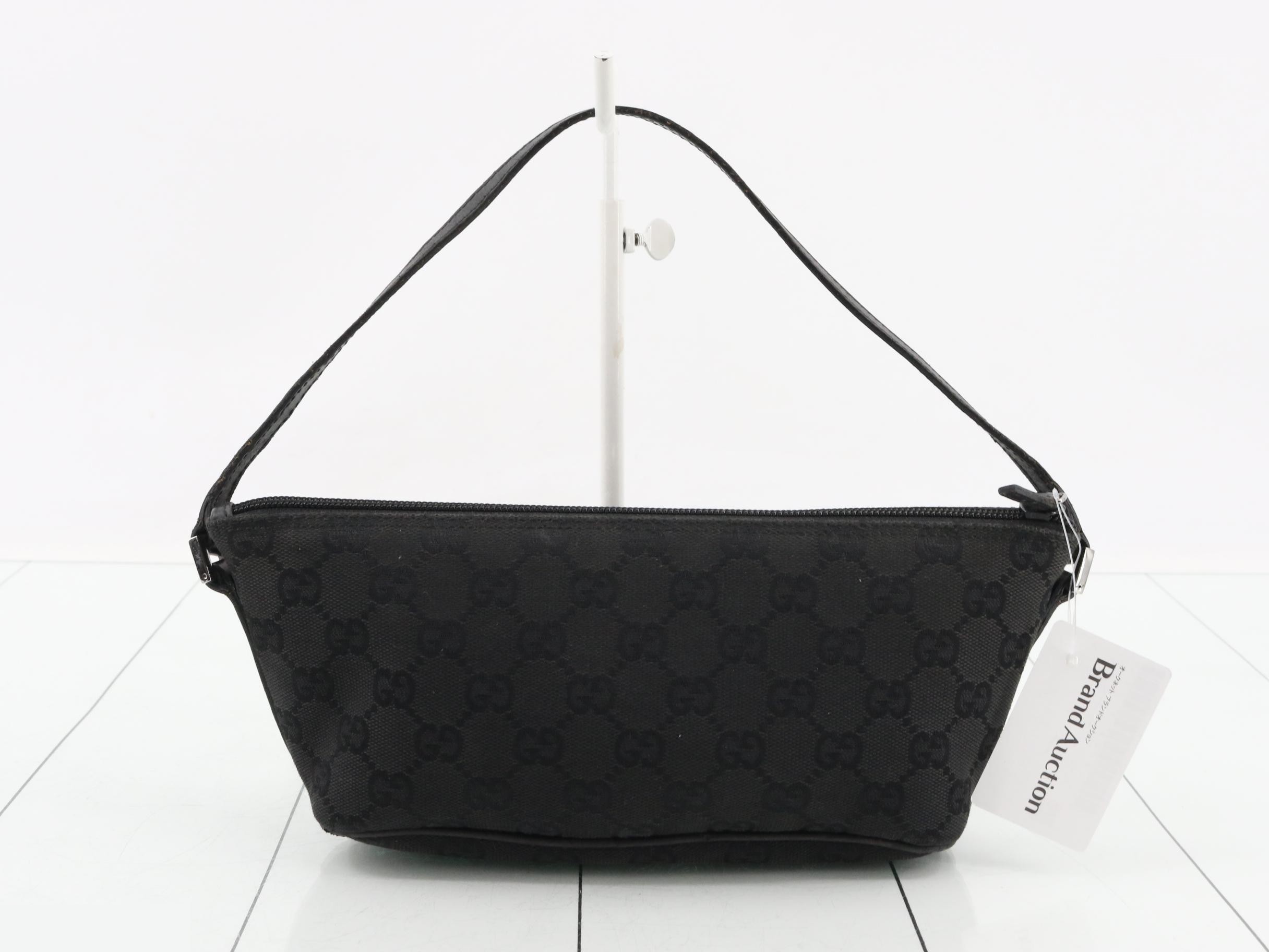 GG Canvas Accessoires Handbag — view 2