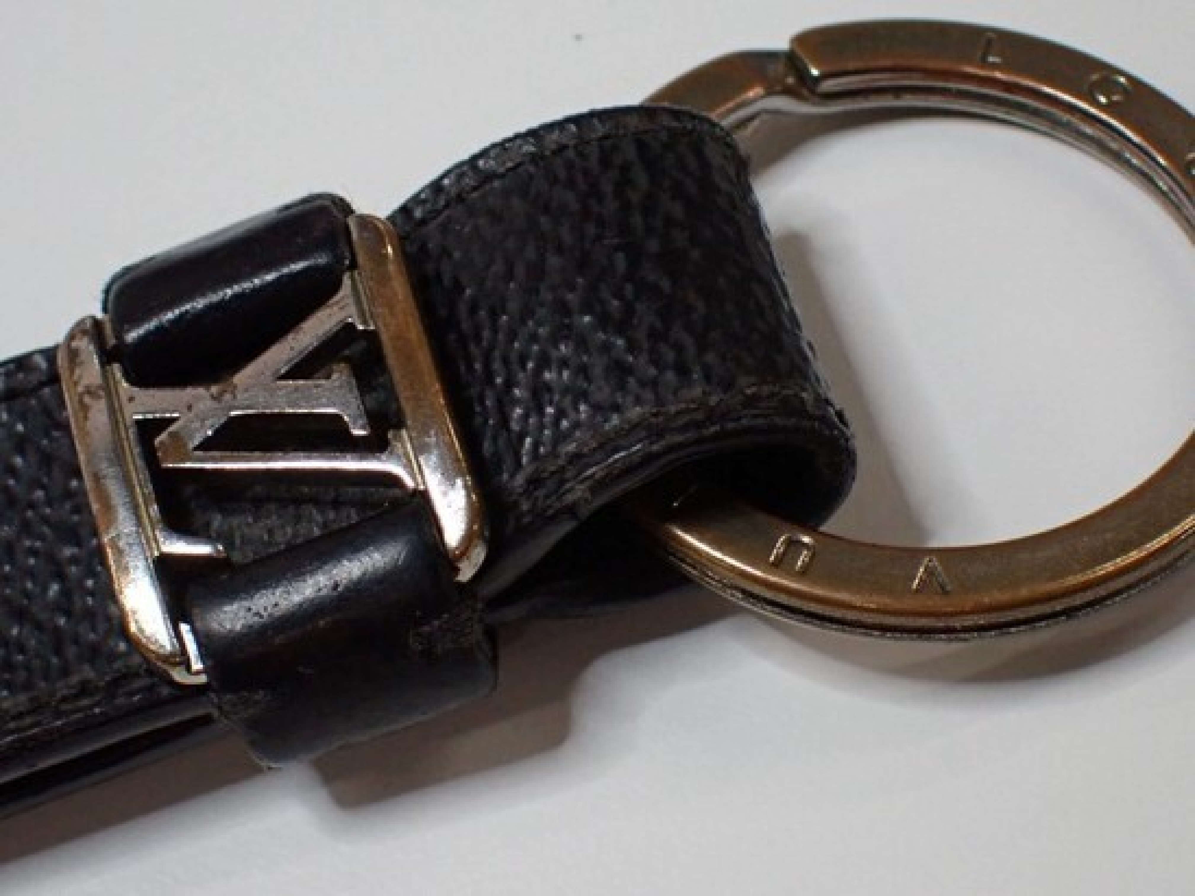 LV Dragonne Keychain Key Case — view 3