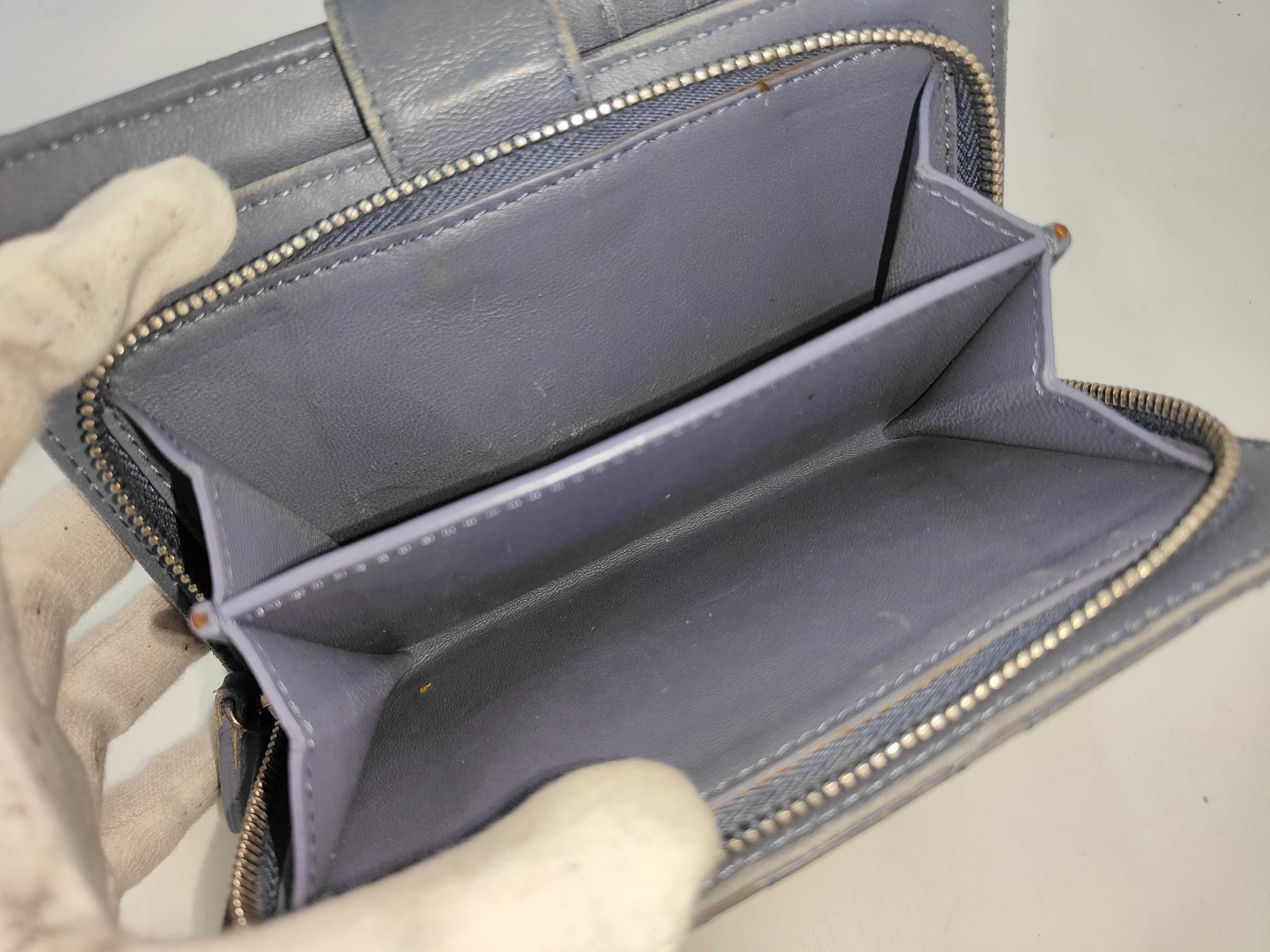 Matelassé Wallet, Lambskin, Coco Mark, Light Blue — view 10