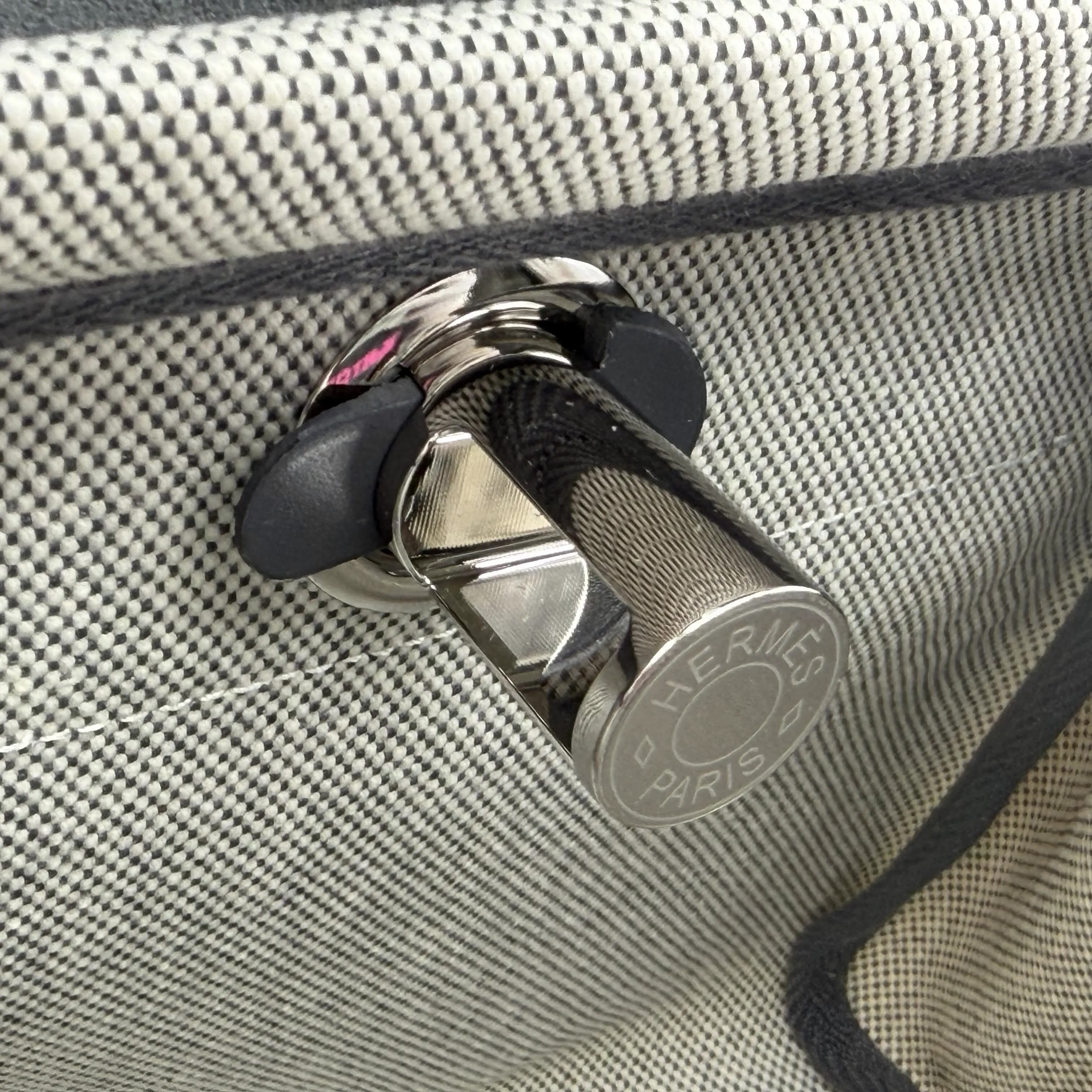 Herbag Zip Shoulder Bag — view 11