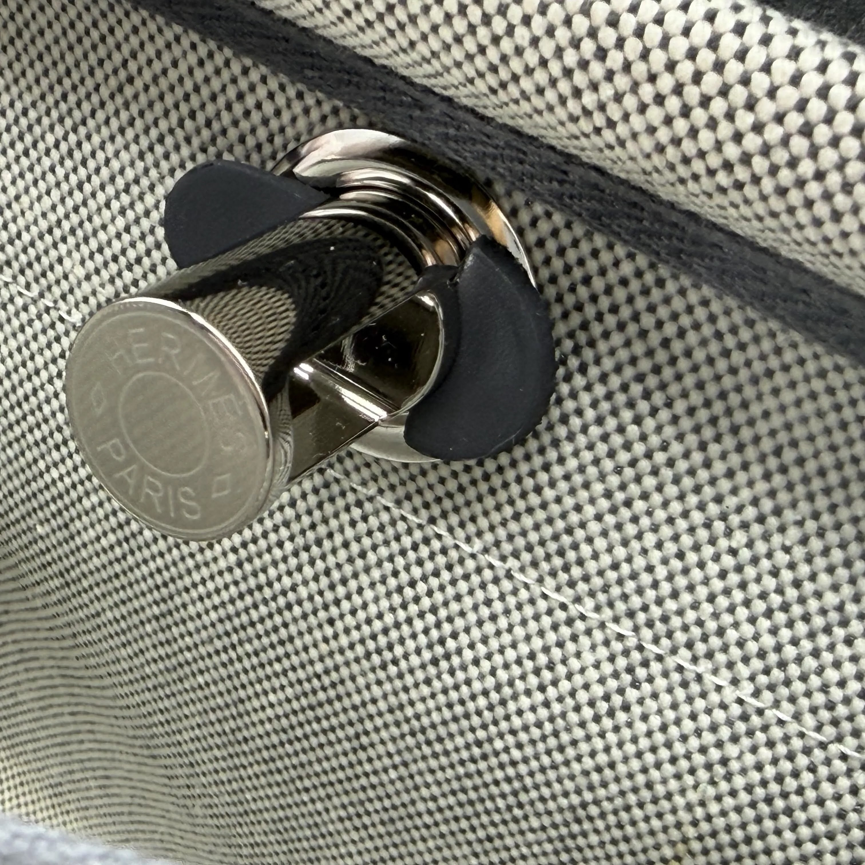 Herbag Zip Shoulder Bag — view 12