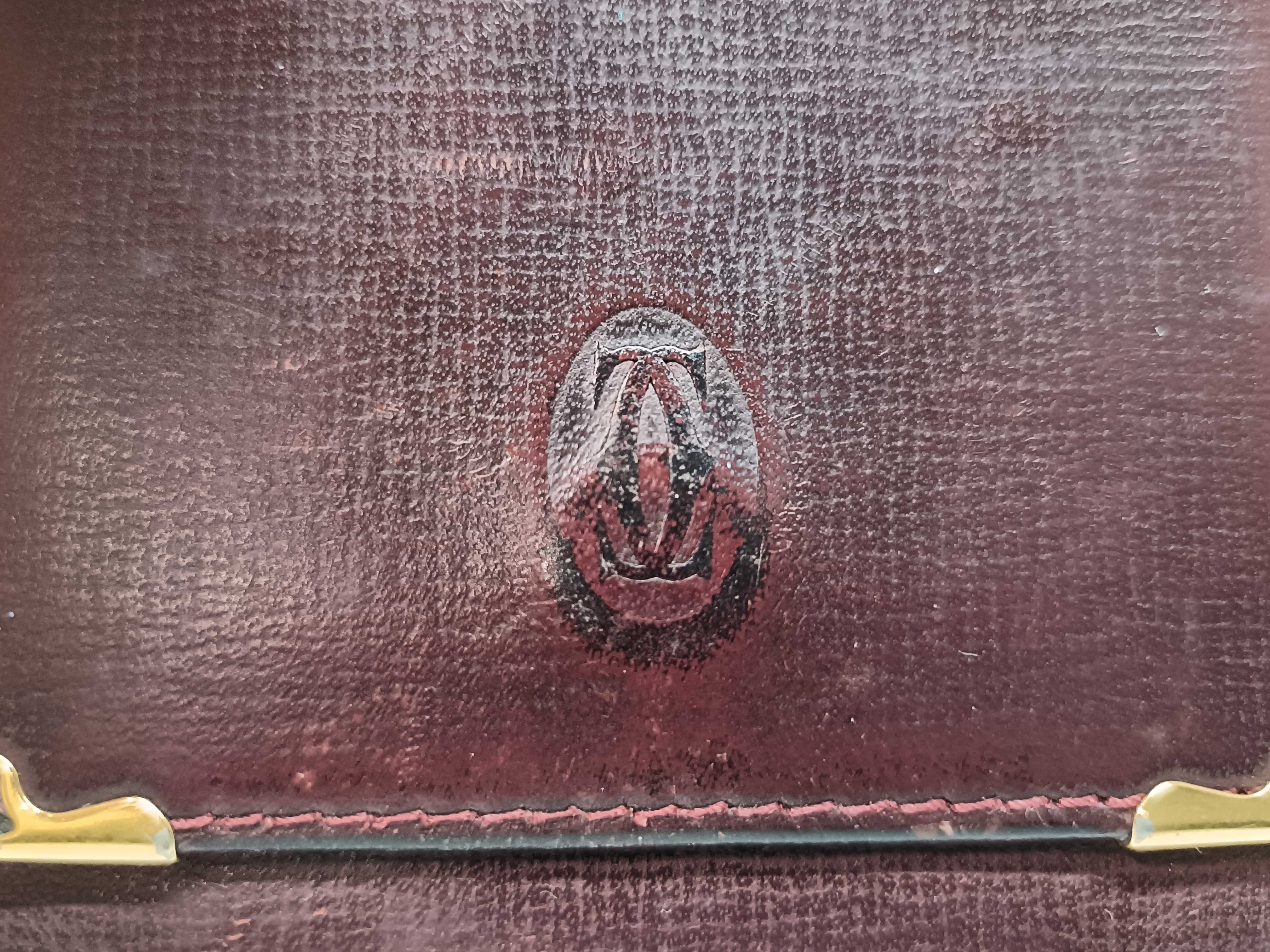 Must Coin Case — view 7