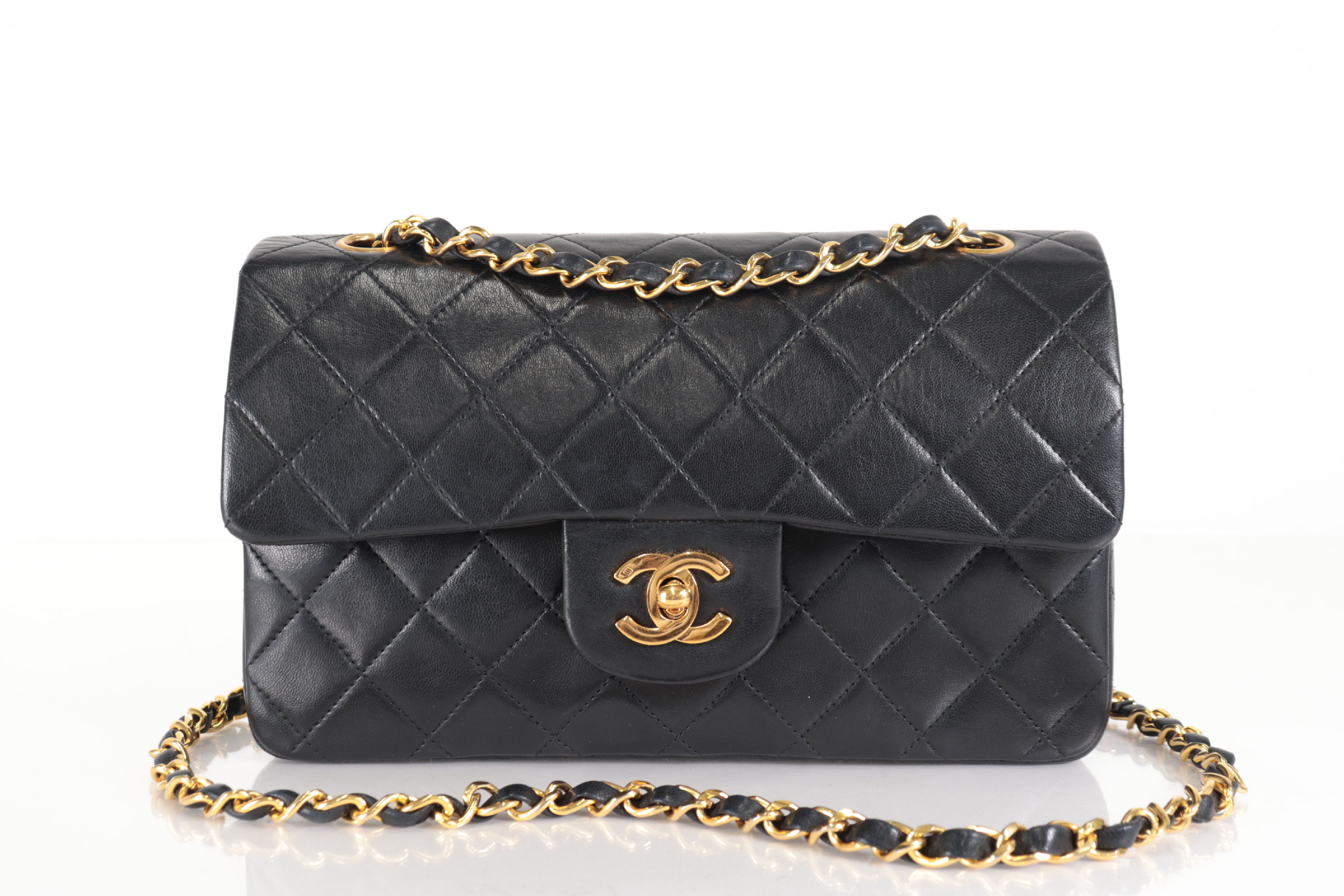 W-flap 23 Lambskin Chain Shoulder Bag (Serial No. 12) — view 2