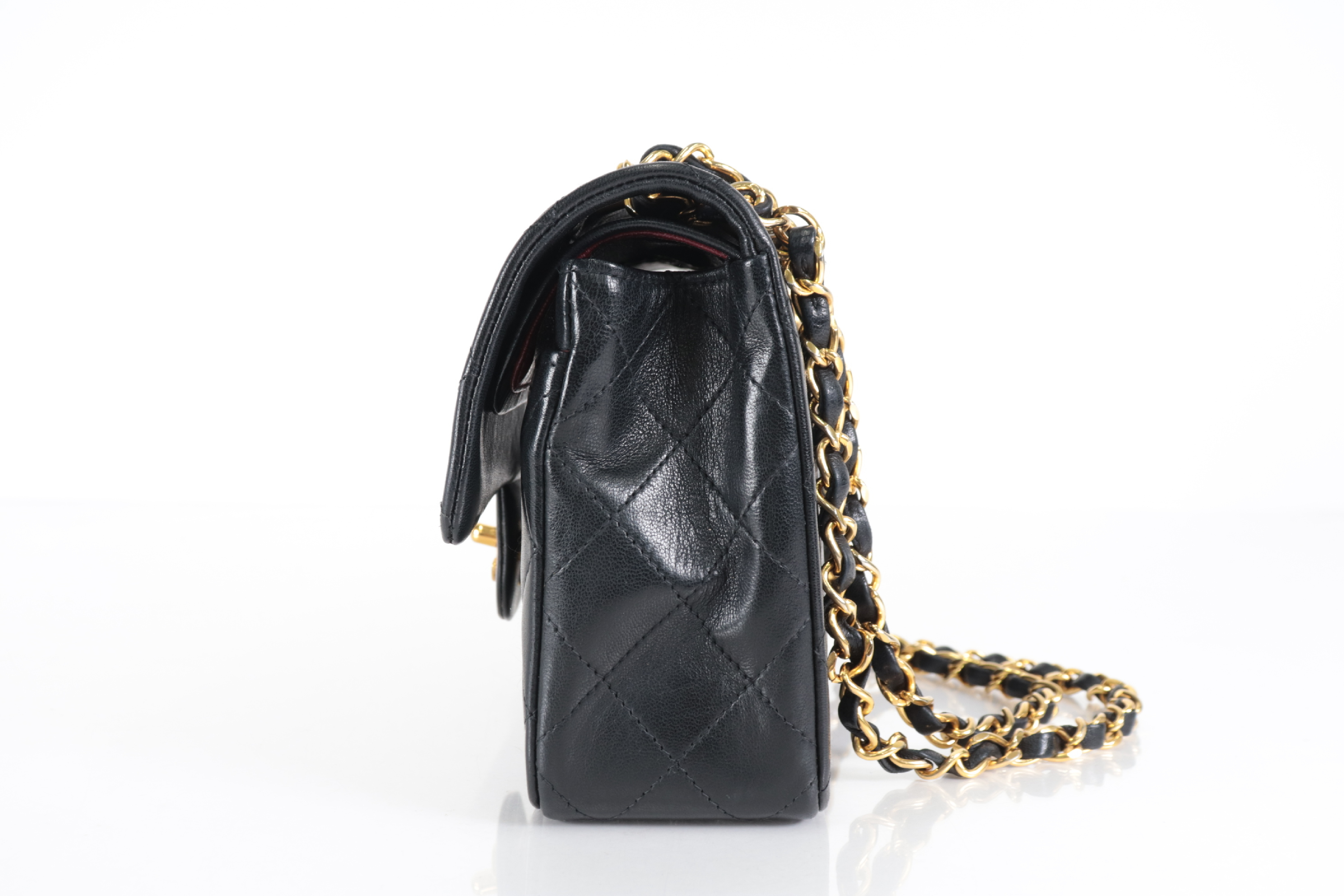 W-flap 23 Lambskin Chain Shoulder Bag (Serial No. 12) — view 5