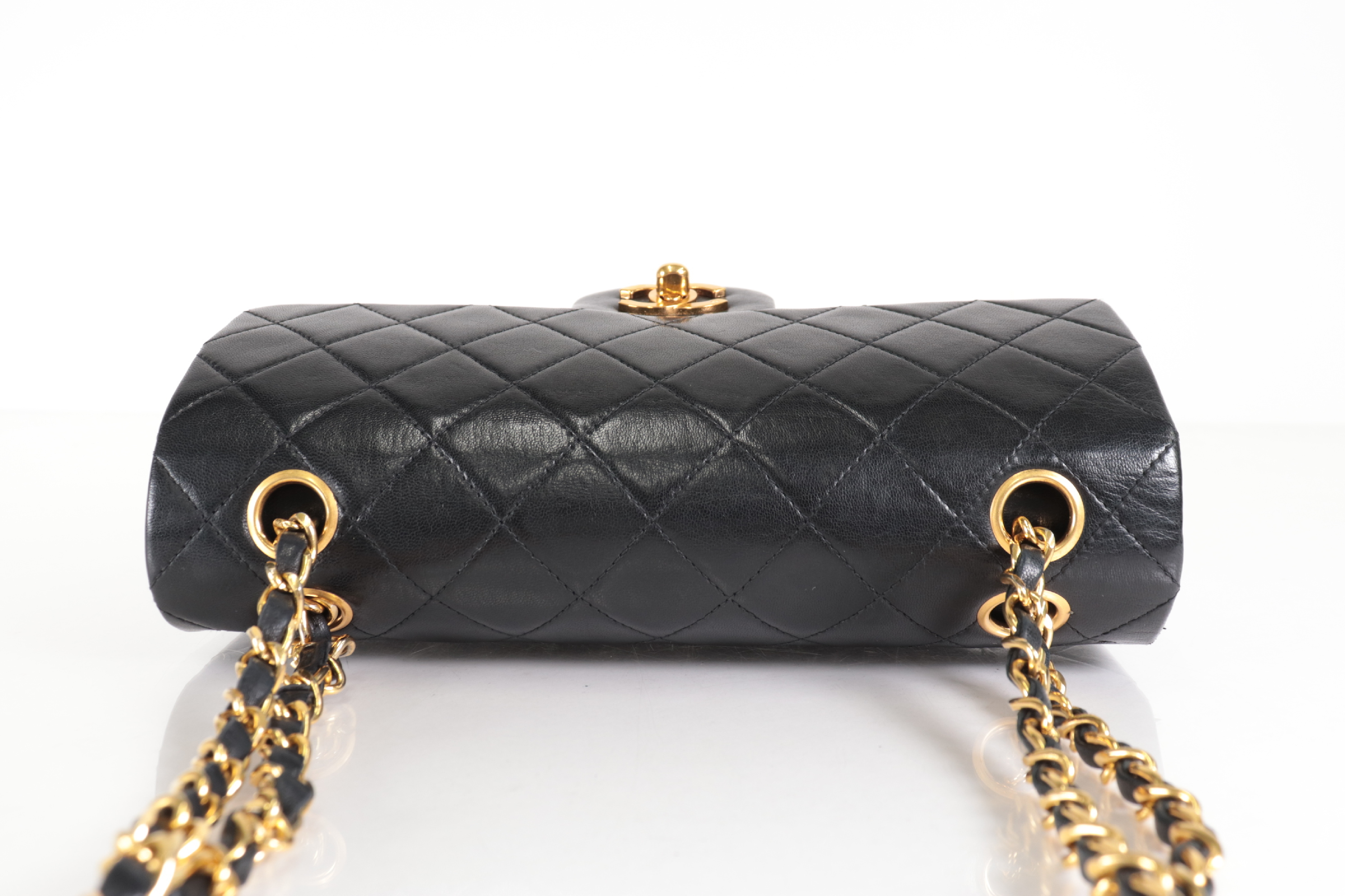 W-flap 23 Lambskin Chain Shoulder Bag (Serial No. 12) — view 6