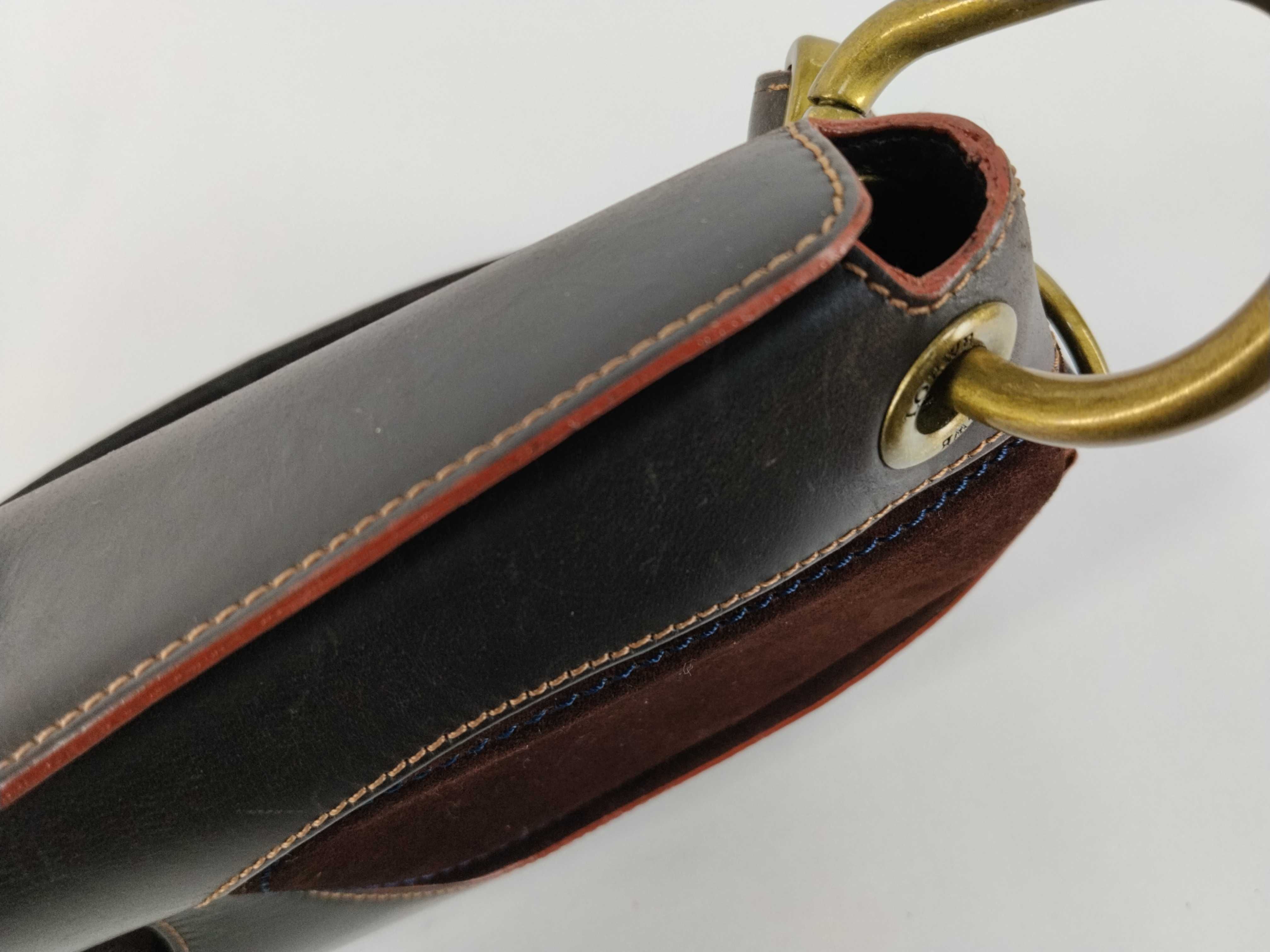 Turnlock Anagram Bag Handbag — view 9