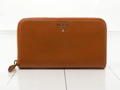 Round zipper long wallet, orange, leather