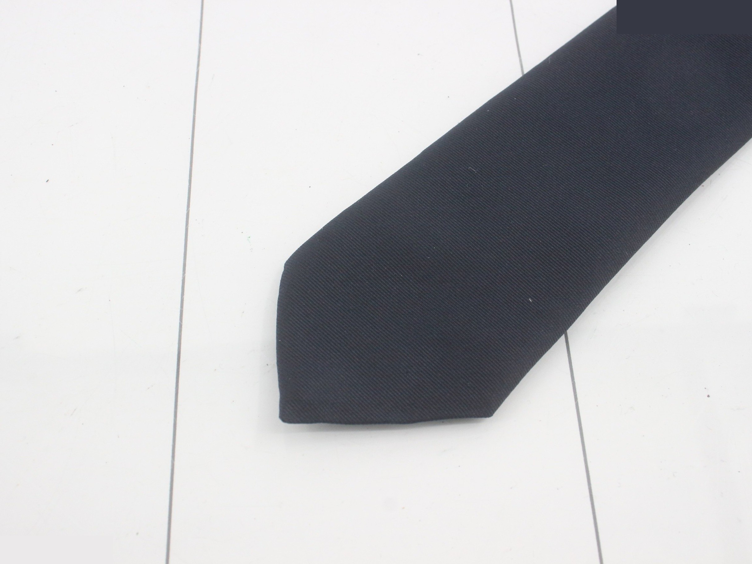 Other lines: Small items, accessories, ties — view 3