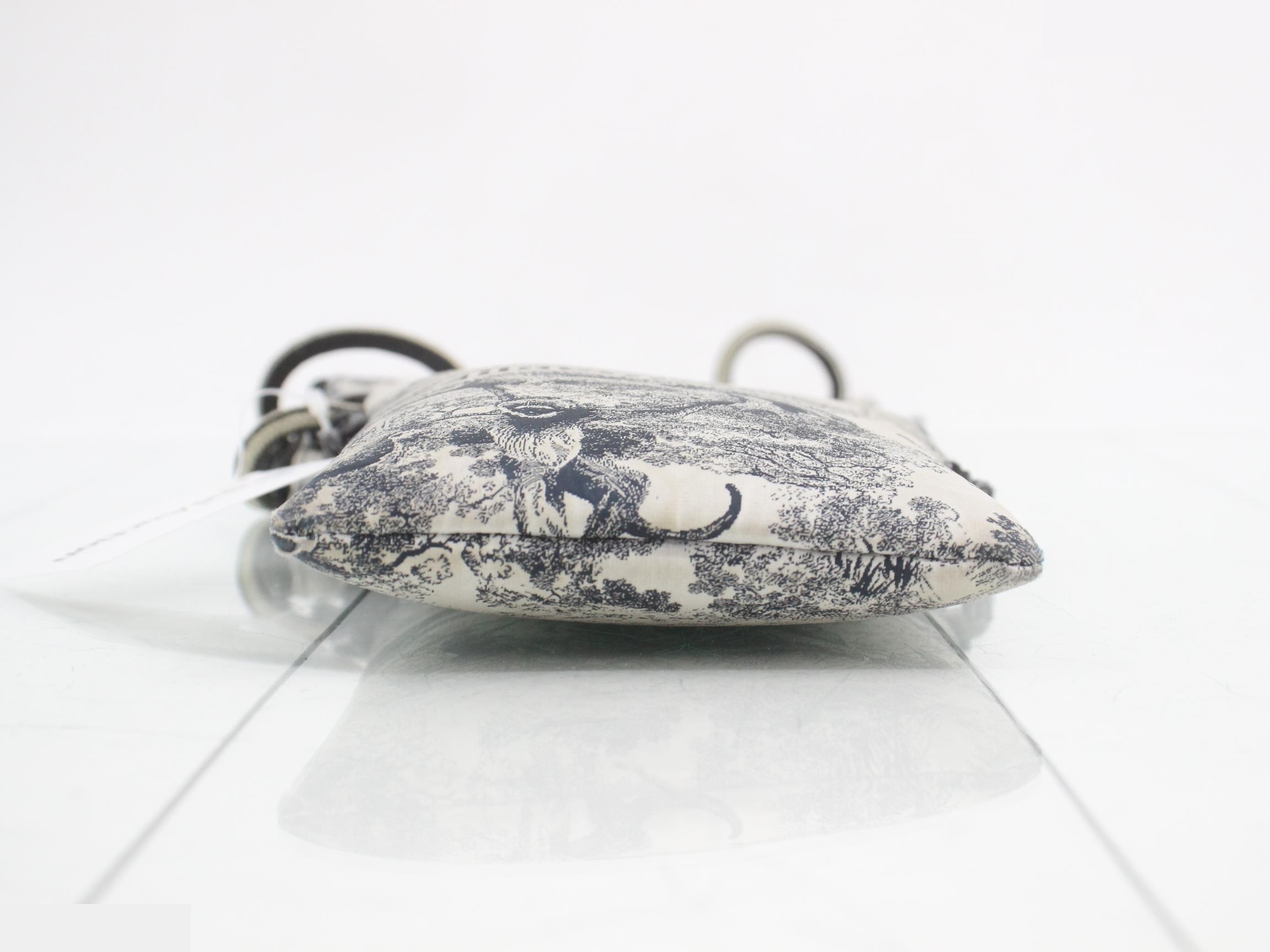 Multifunction pouch, Toile de Jouy fabric, with pouch, shoulder bag — view 3