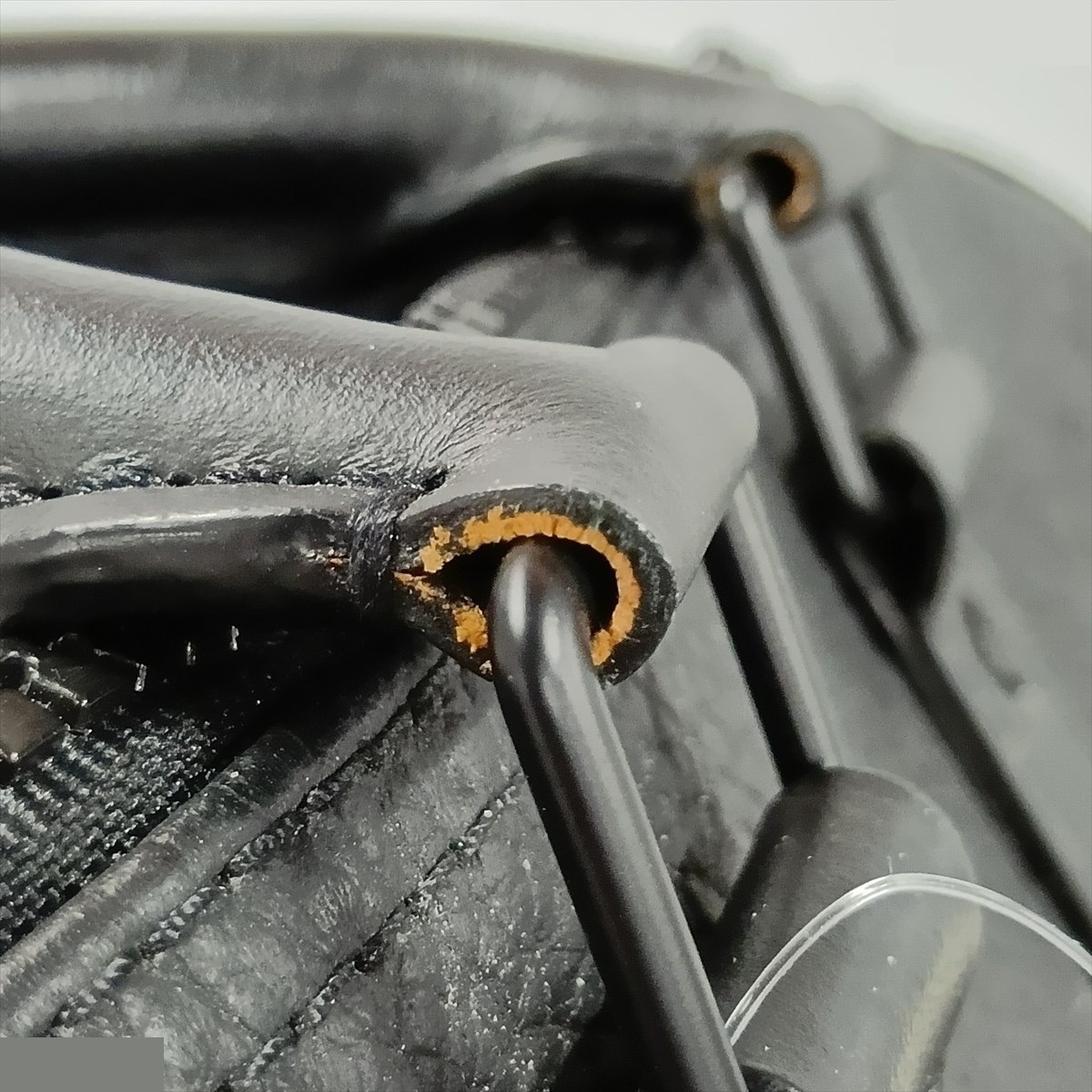 Taurillon Monogram Keepall Bandoulière 25 M20900 Black — view 11