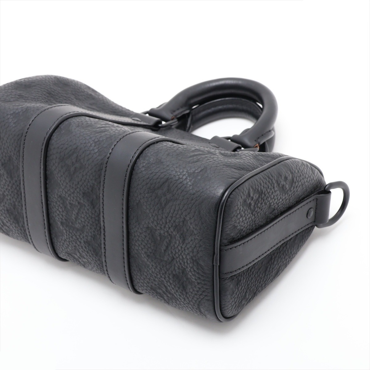 Taurillon Monogram Keepall Bandoulière 25 M20900 Black — view 3