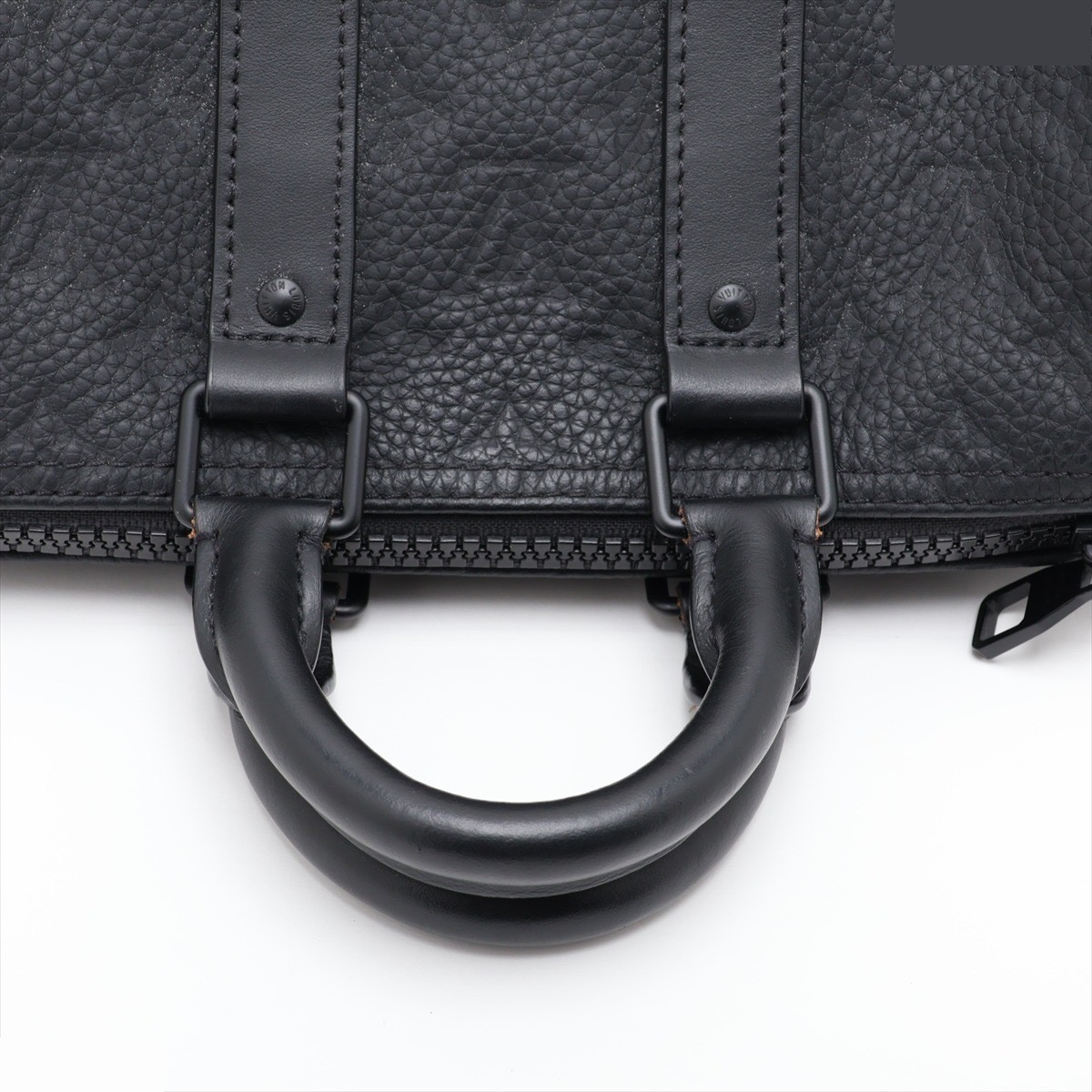 Taurillon Monogram Keepall Bandoulière 25 M20900 Black — view 5