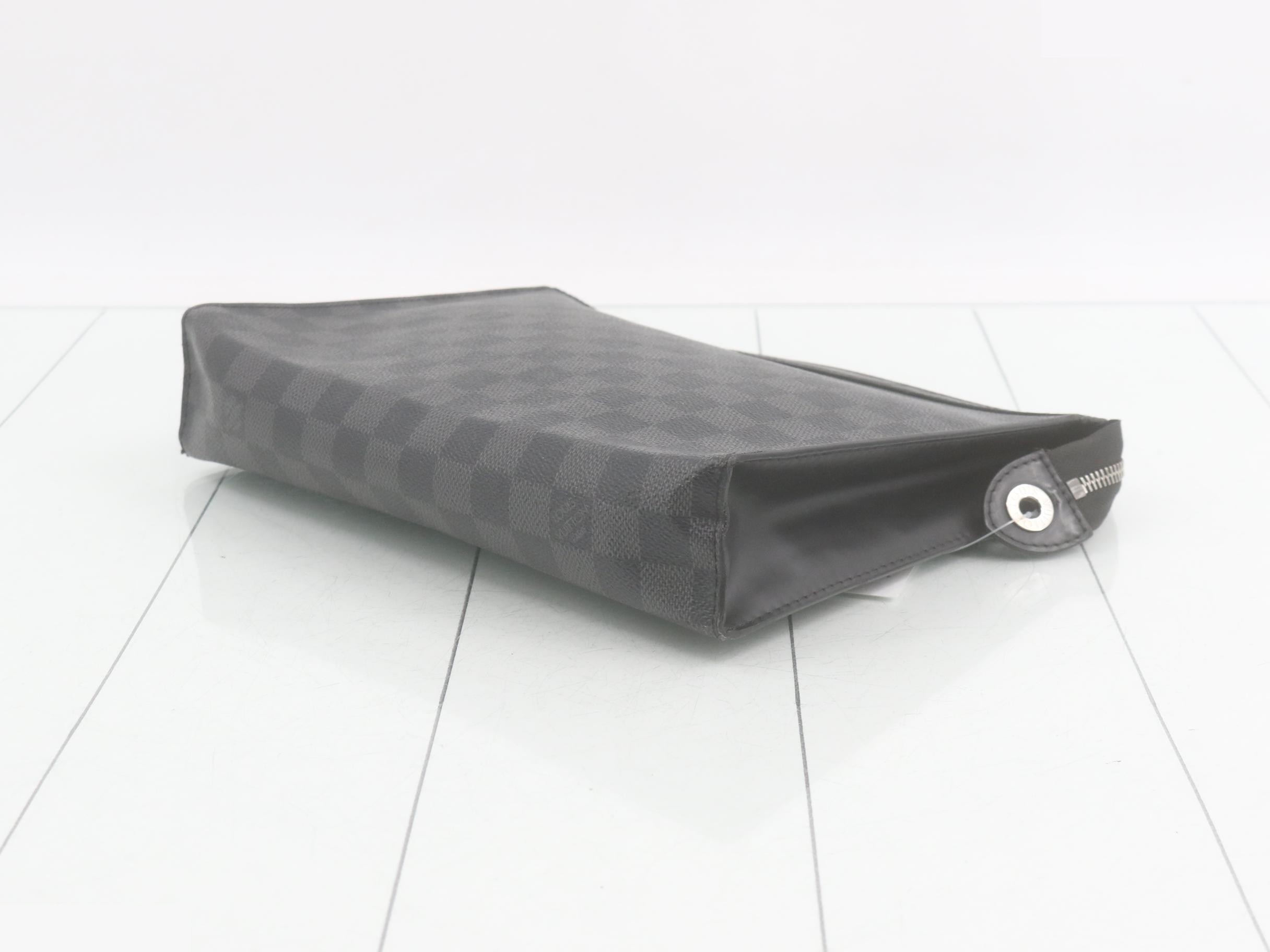 Damier Graphite Voyage Second Bag — view 6