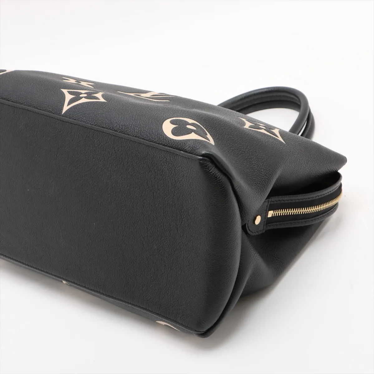 Monogram Empreinte Grand Palais MM M45842 Black x Beige (RFID detected) — view 3