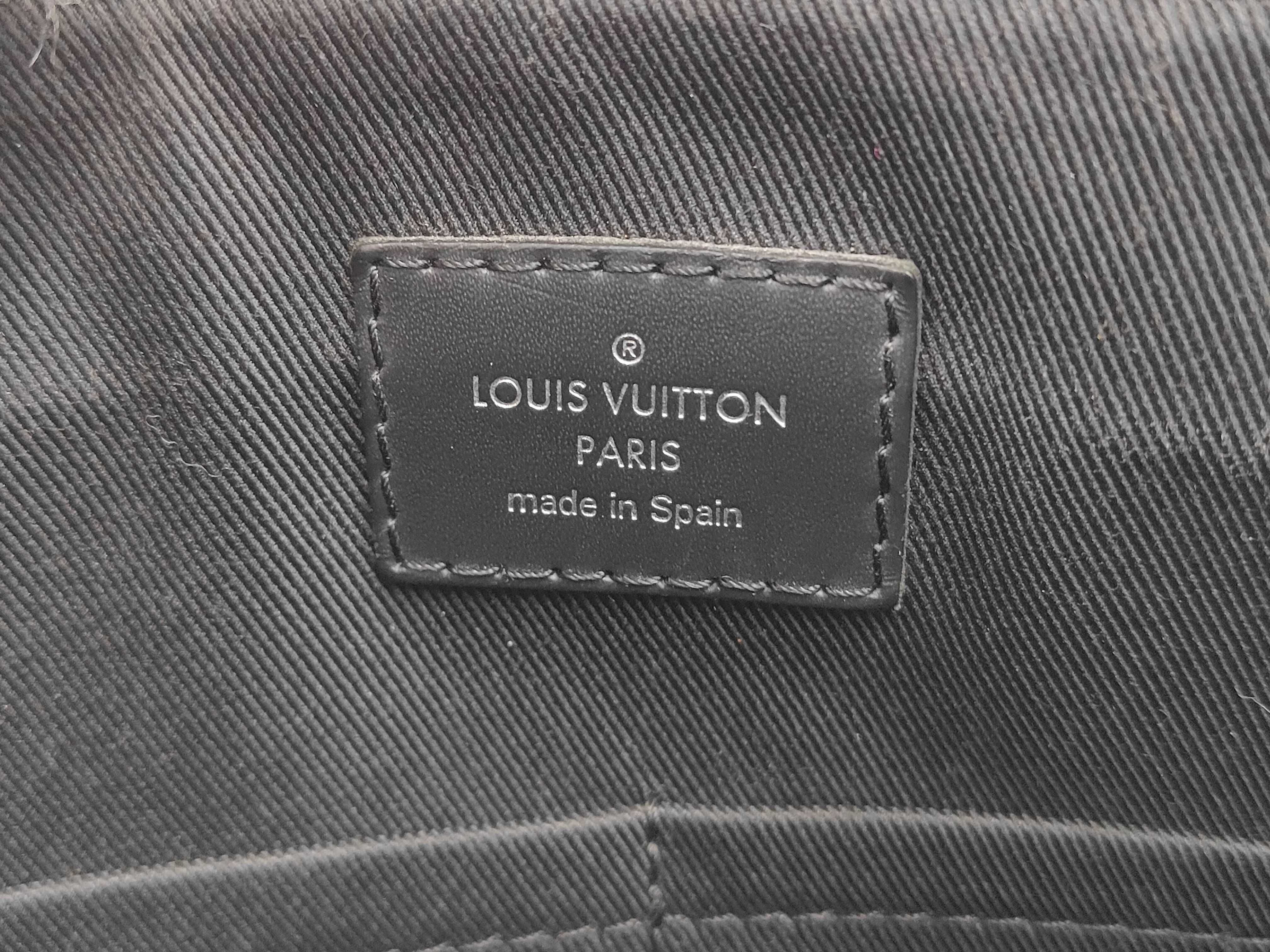 Damier Graphite Mick PM Shoulder Bag — view 10