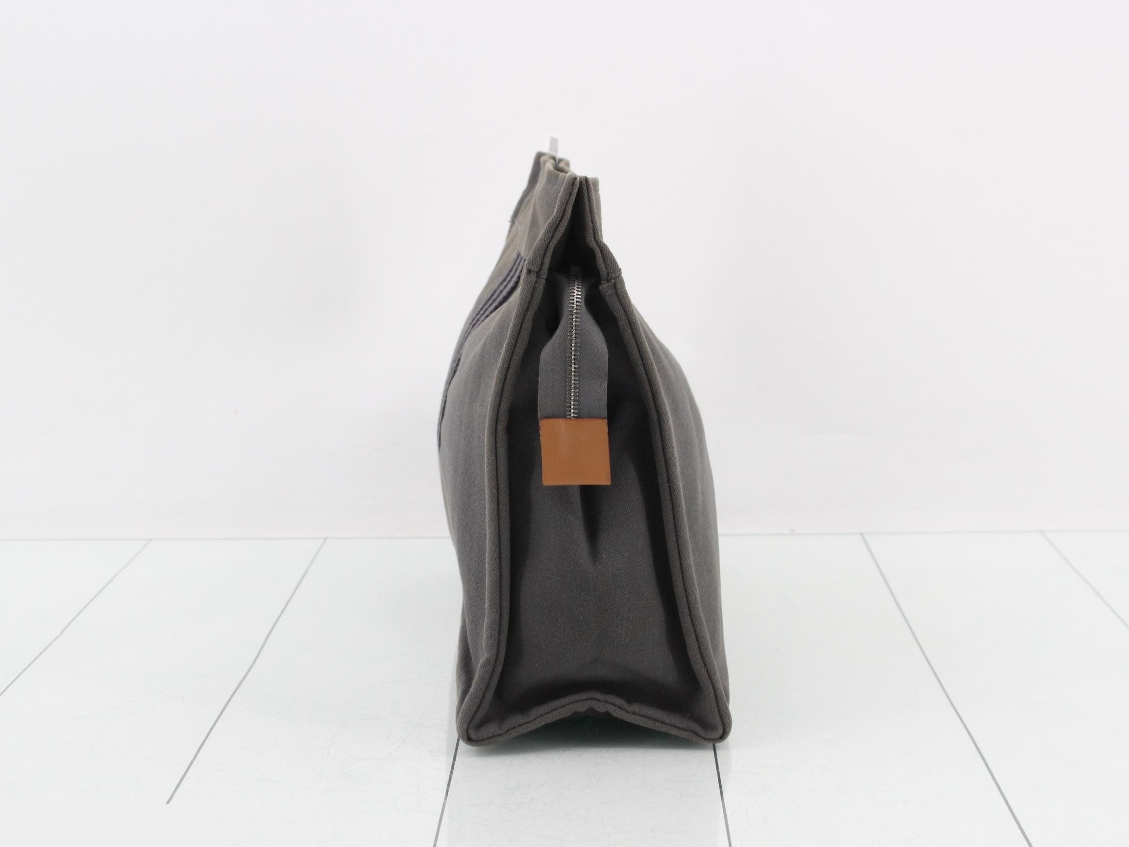 Fourre-Tout (Bag) Clutch Pouch Second Bag - Gray — view 3