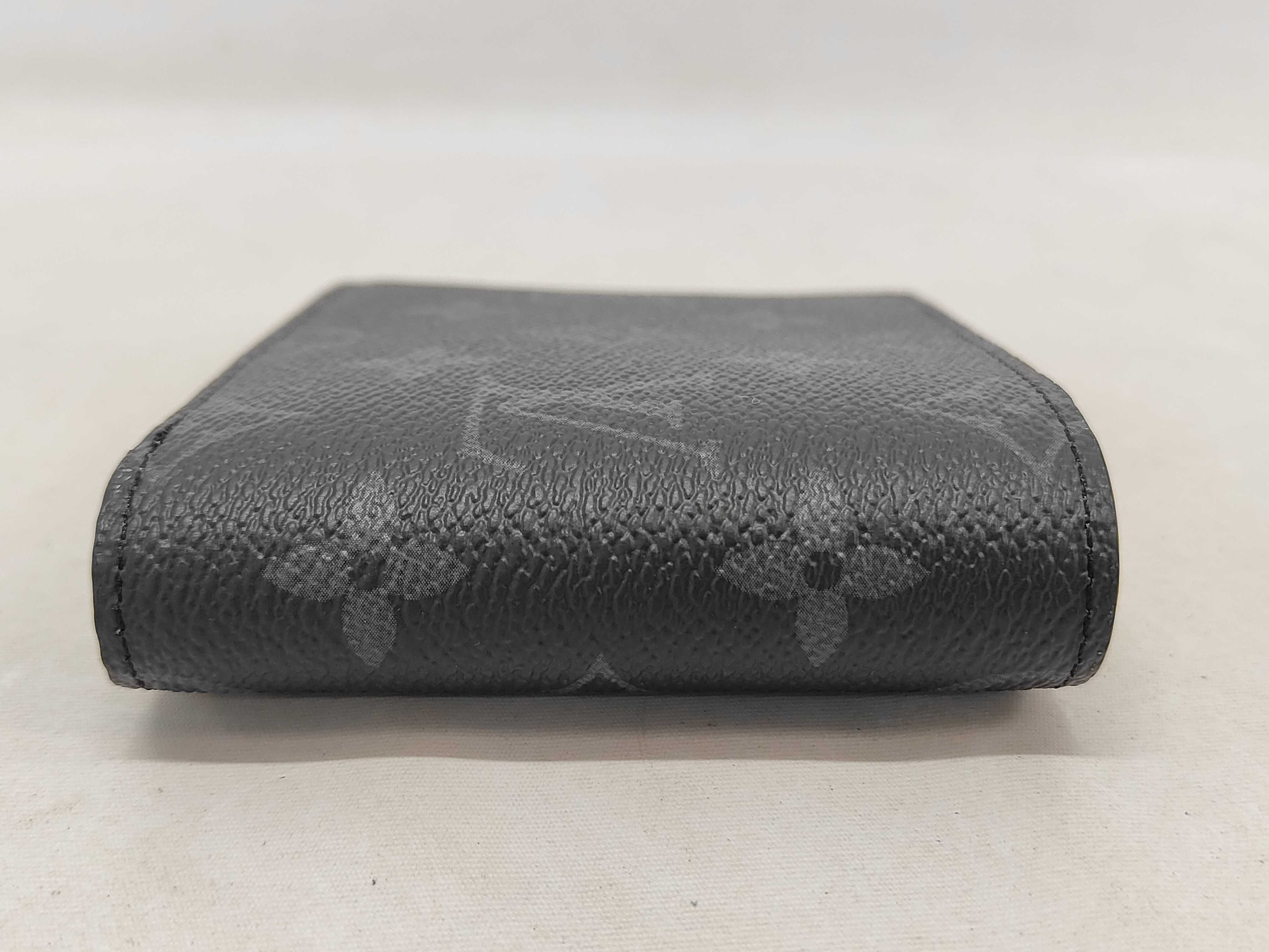 Portefeuille Multiple Monogram Shadow Leather Wallet — view 4