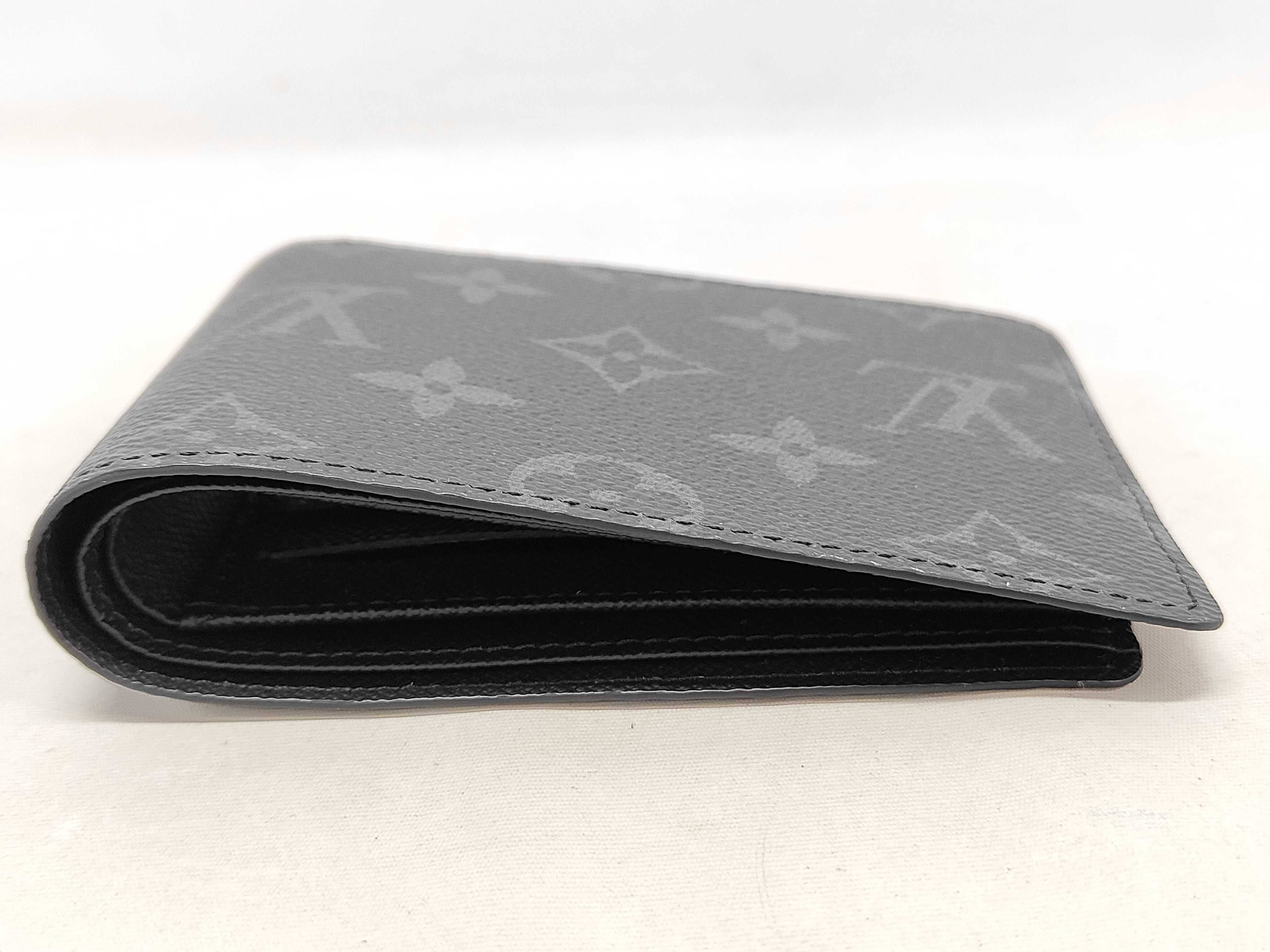 Portefeuille Multiple Monogram Shadow Leather Wallet — view 5