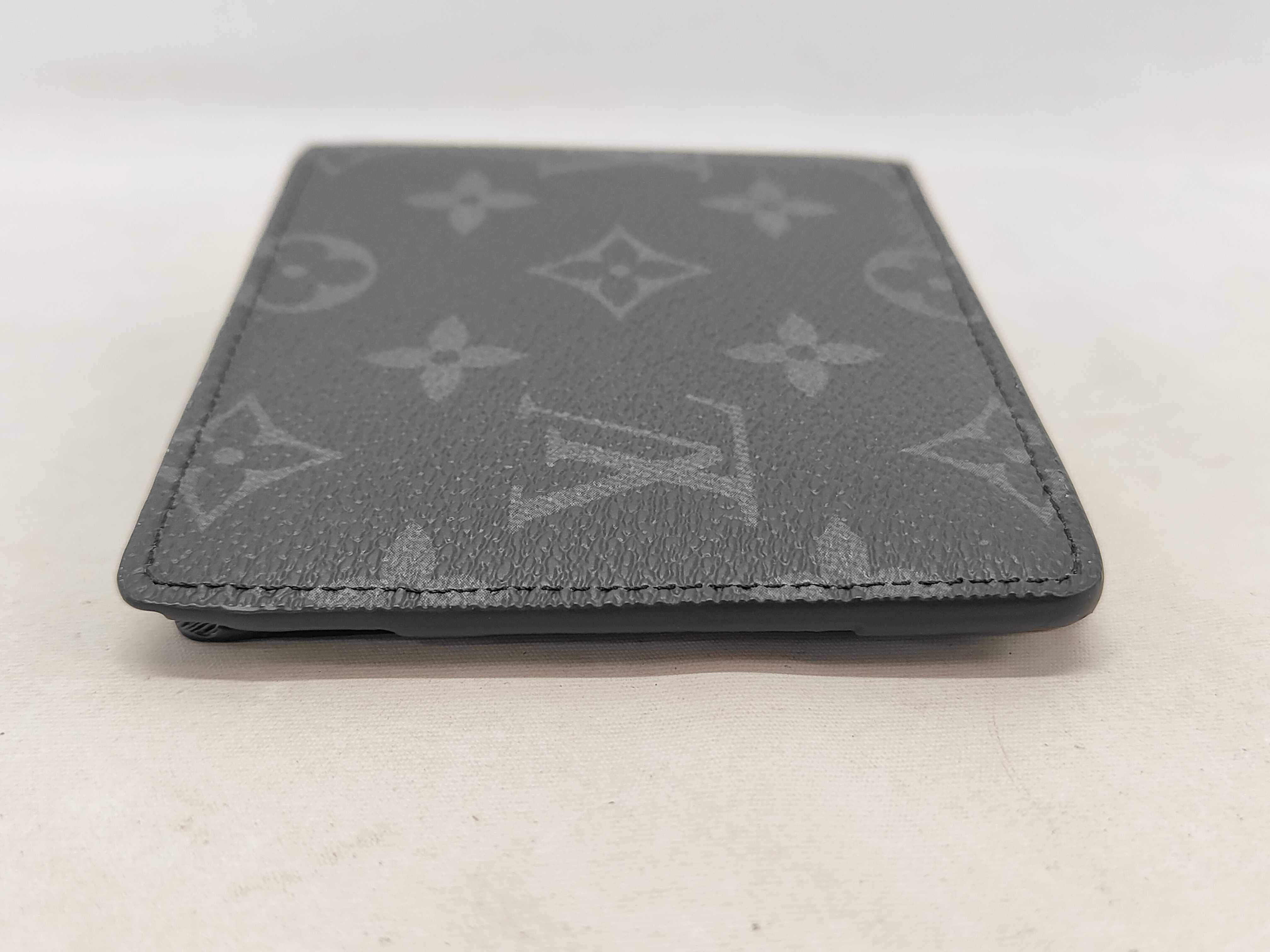 Portefeuille Multiple Monogram Shadow Leather Wallet — view 6
